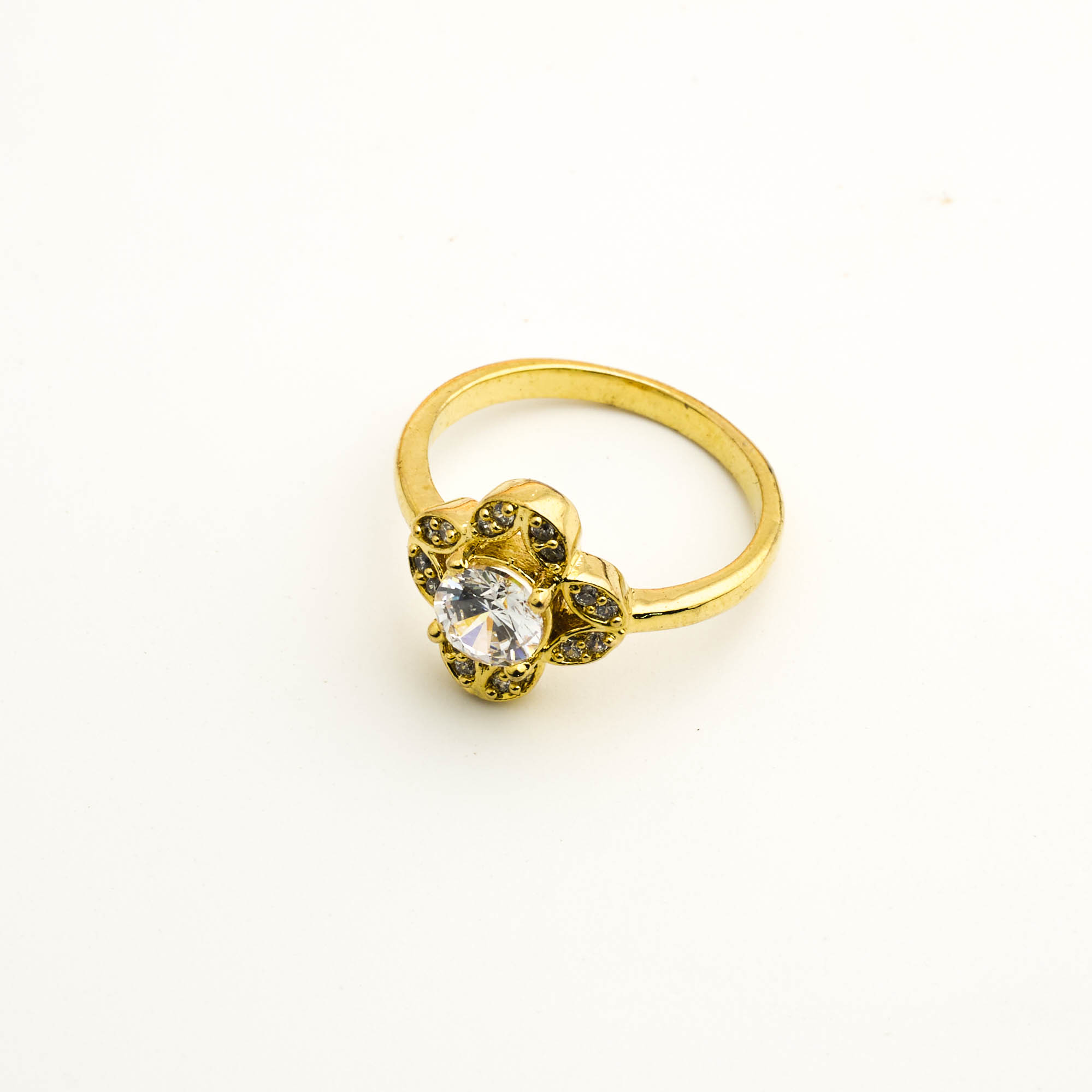 Gold Petal Crown Solitaire