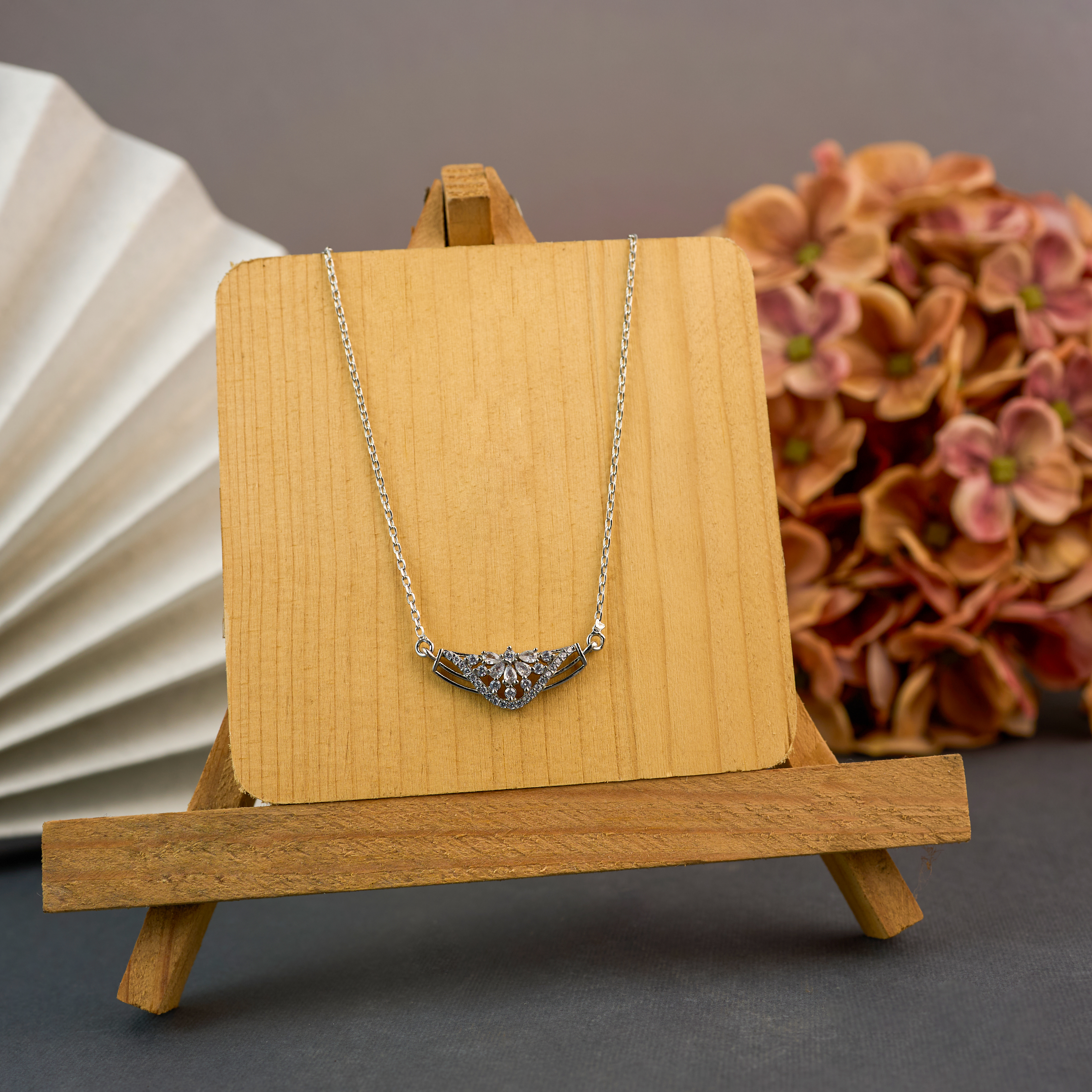 The Wave of Silver floral Love Chain