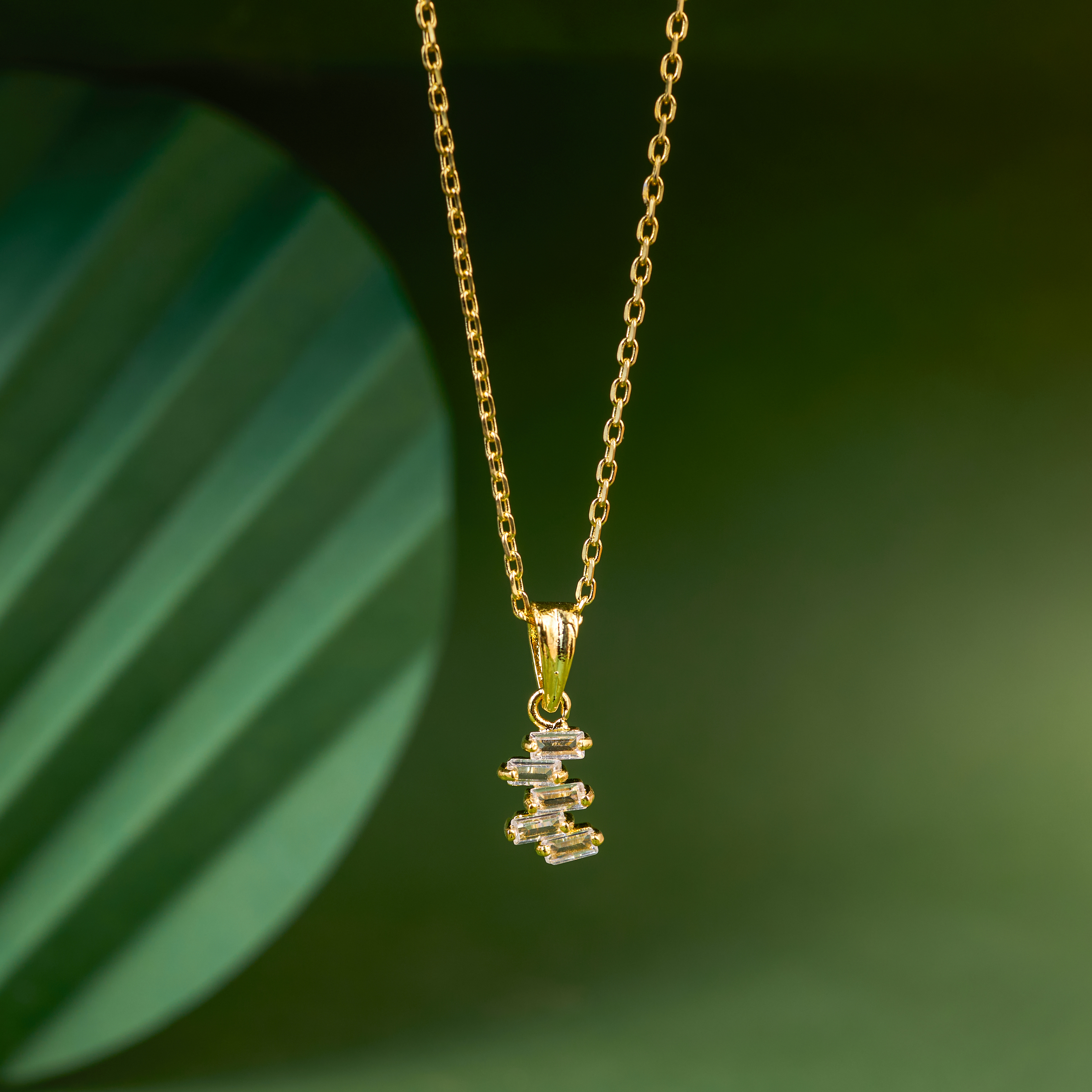 Nimoraa Stacked Gold Baguette Drop Chain