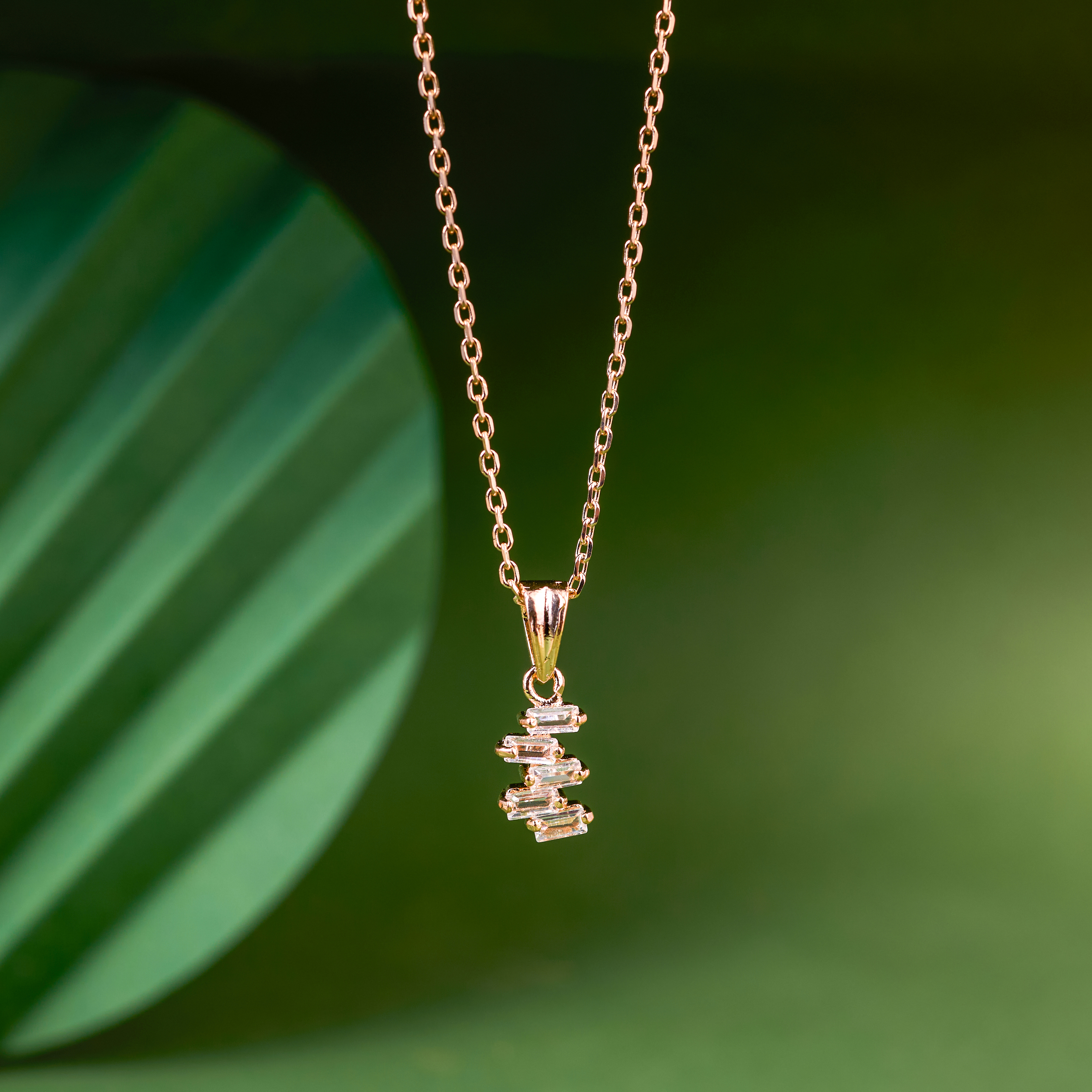 Nimoraa Stacked Rosegold Baguette Drop Chain