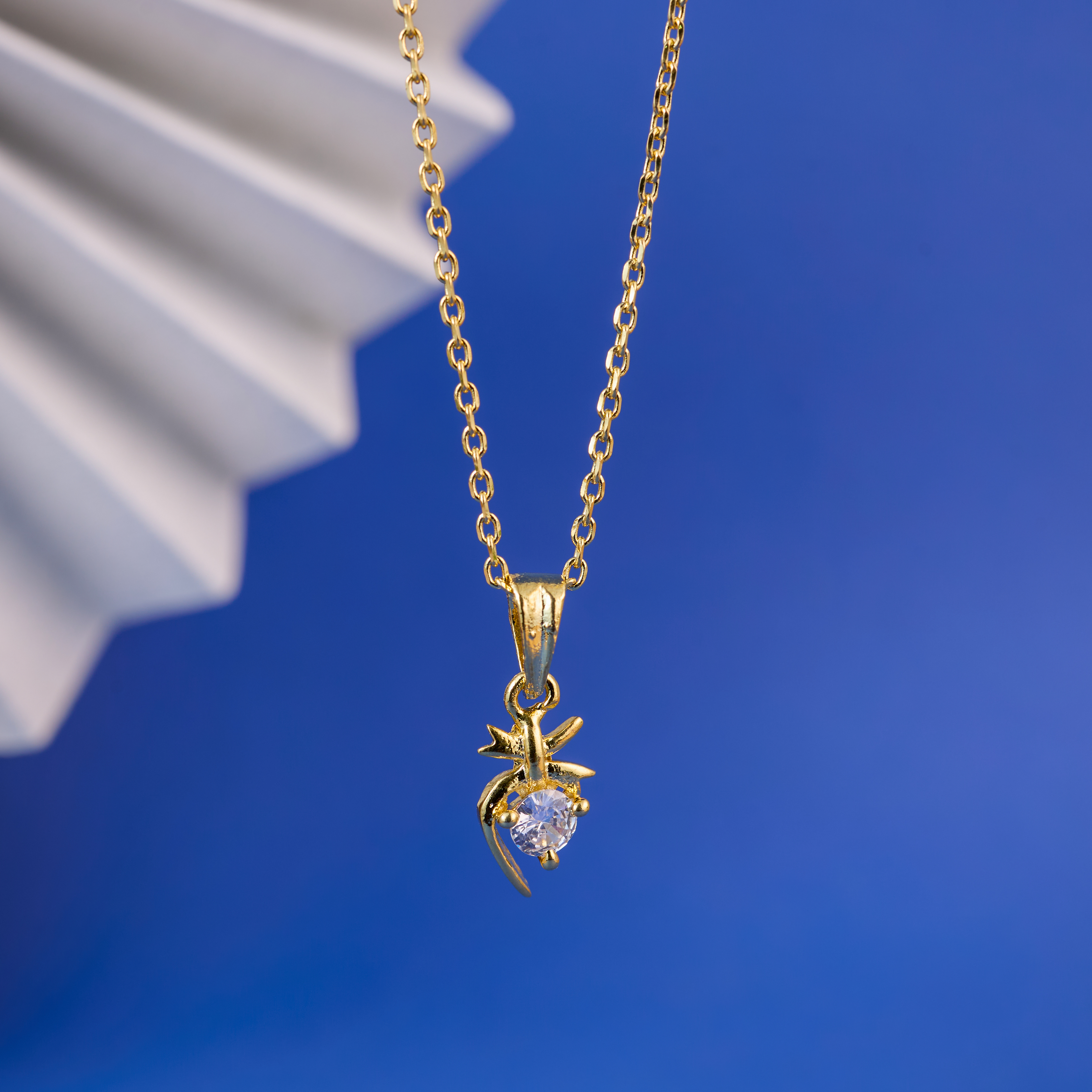 Nimoraa Gold Petite Heart Drop Chain