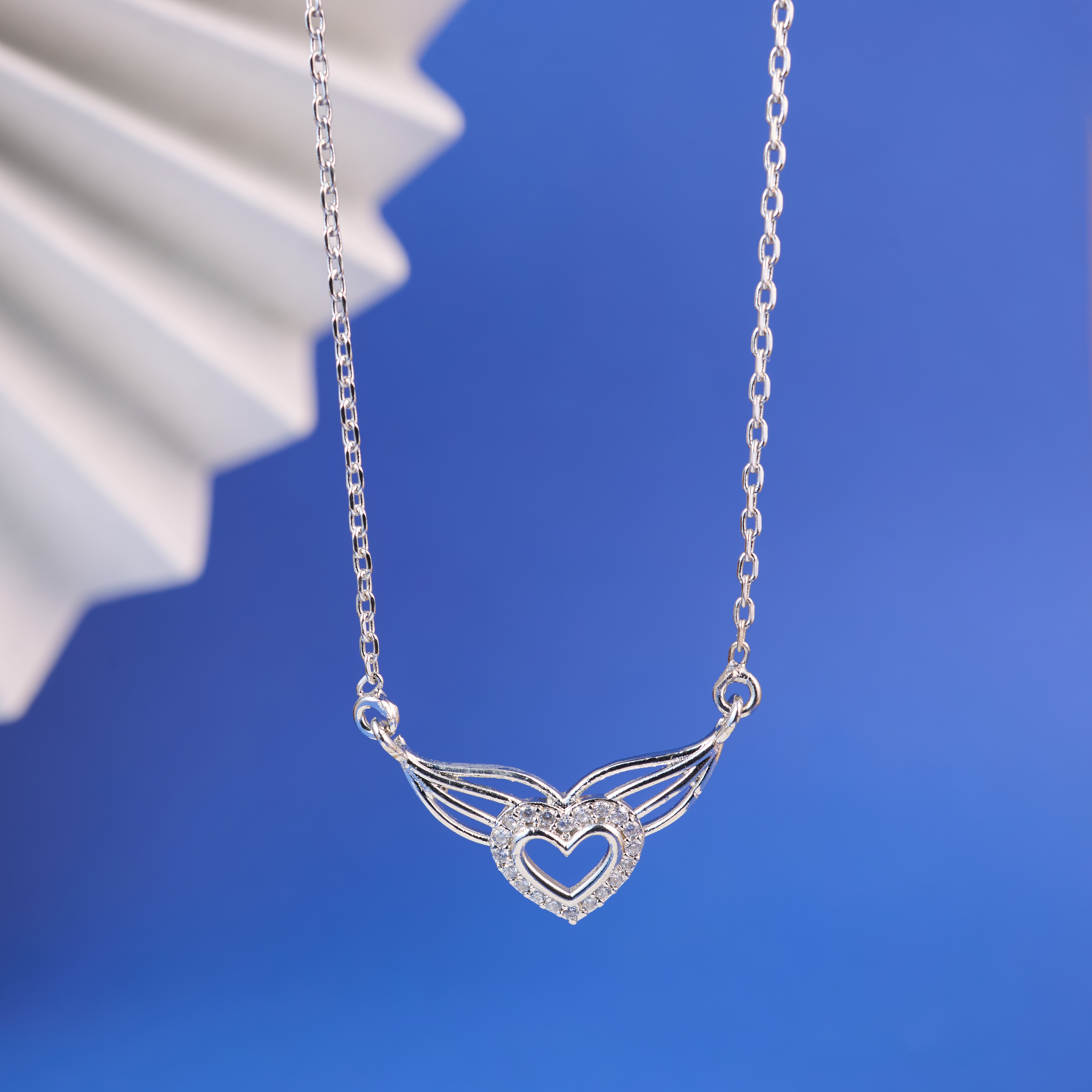 Nimoraa Silver Winged Heart Chain