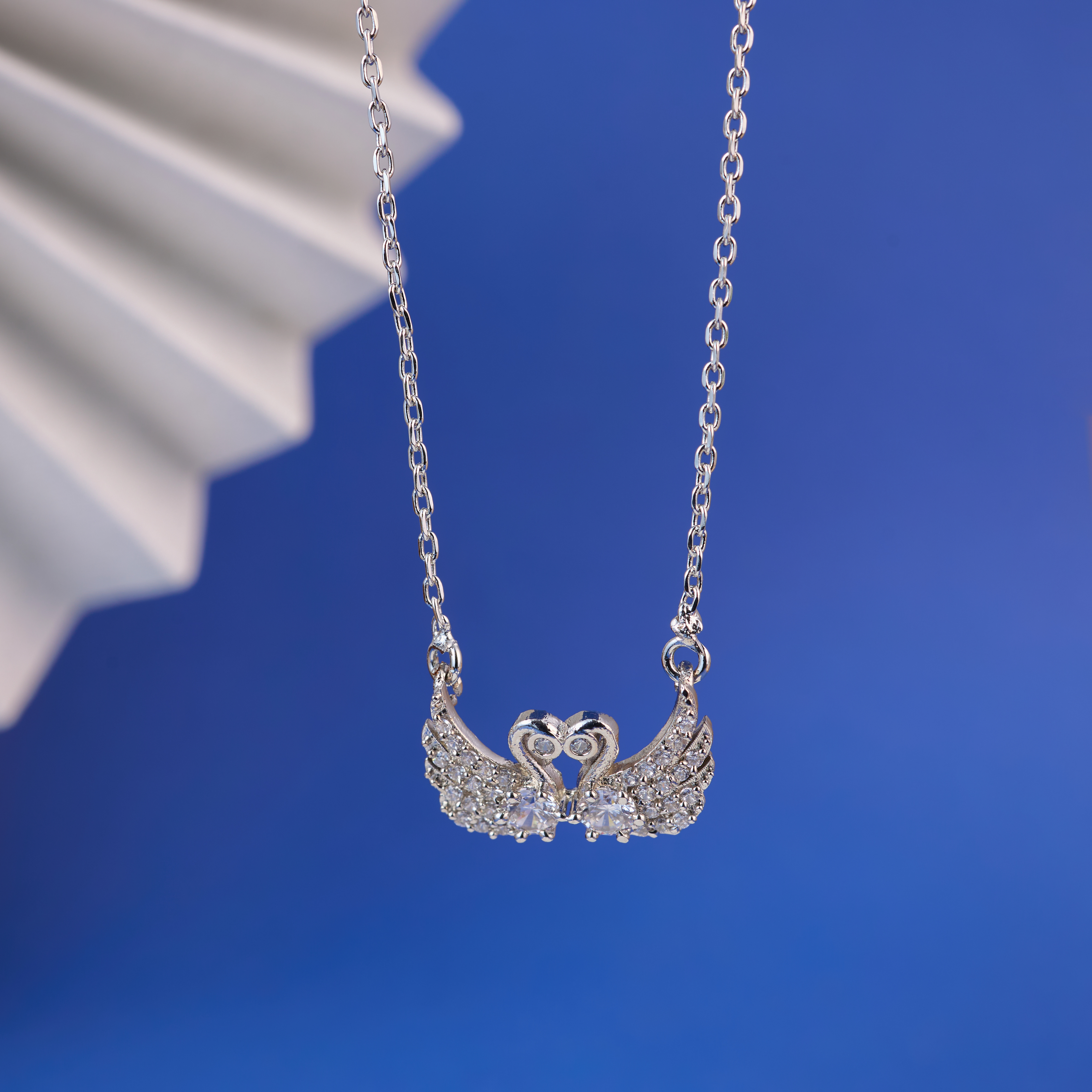 Nimoraa Twin Swan  Silver Wing Chain