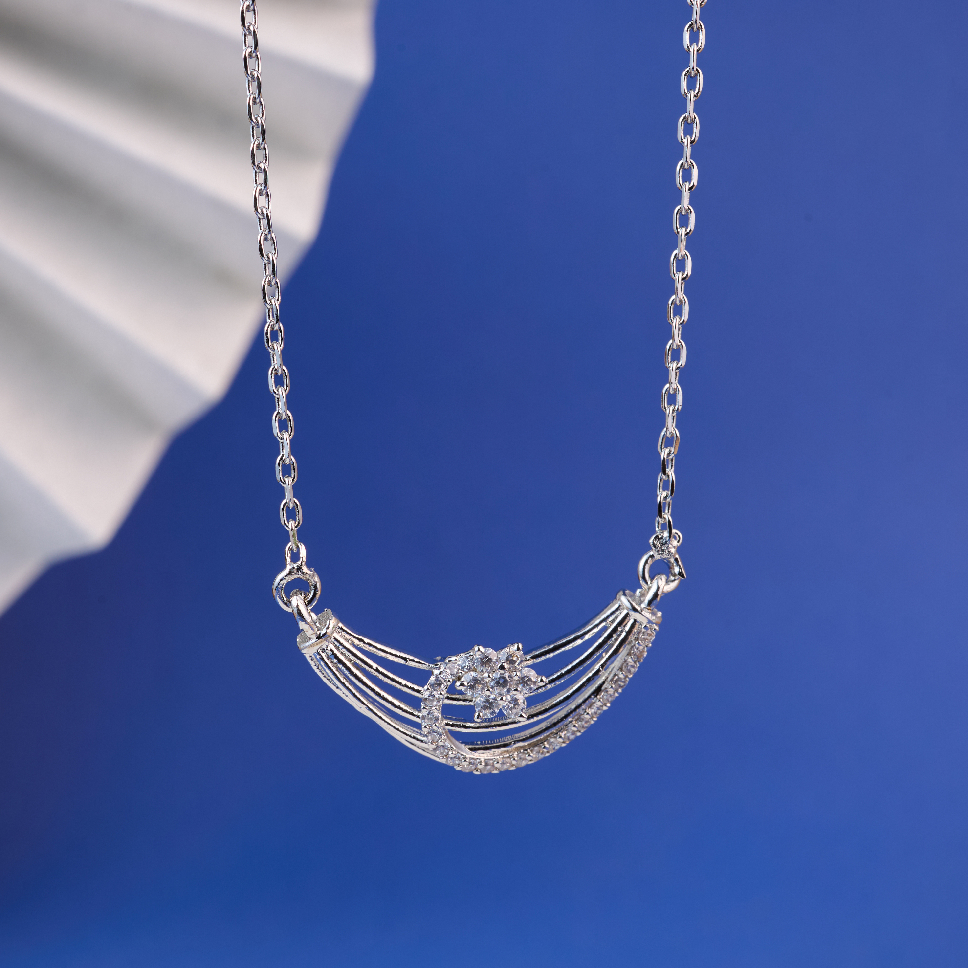 Nimoraa Layered Silver Arc Sparkle Chain