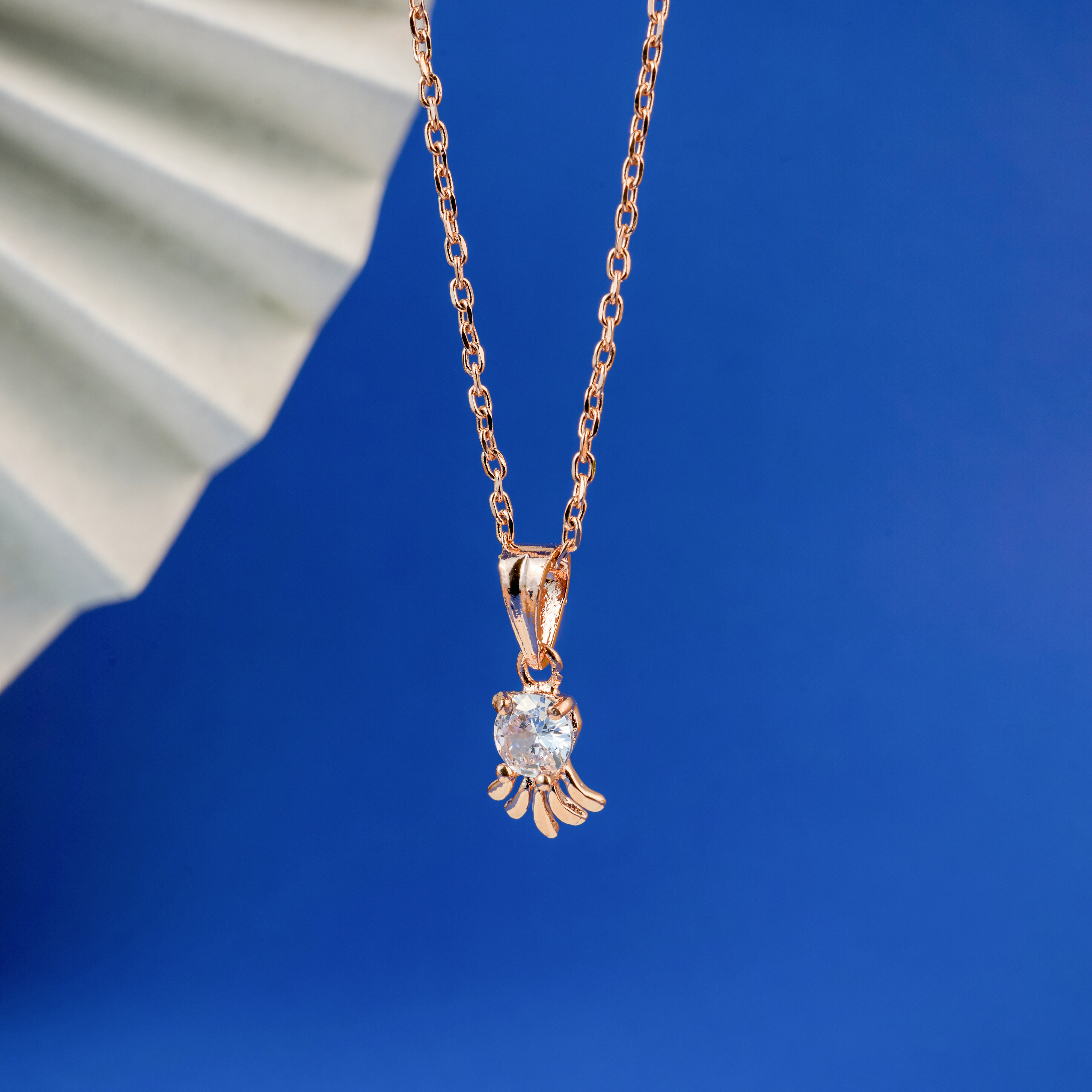 Nimoraa Sunray Solitaire rosegold Drop Chain