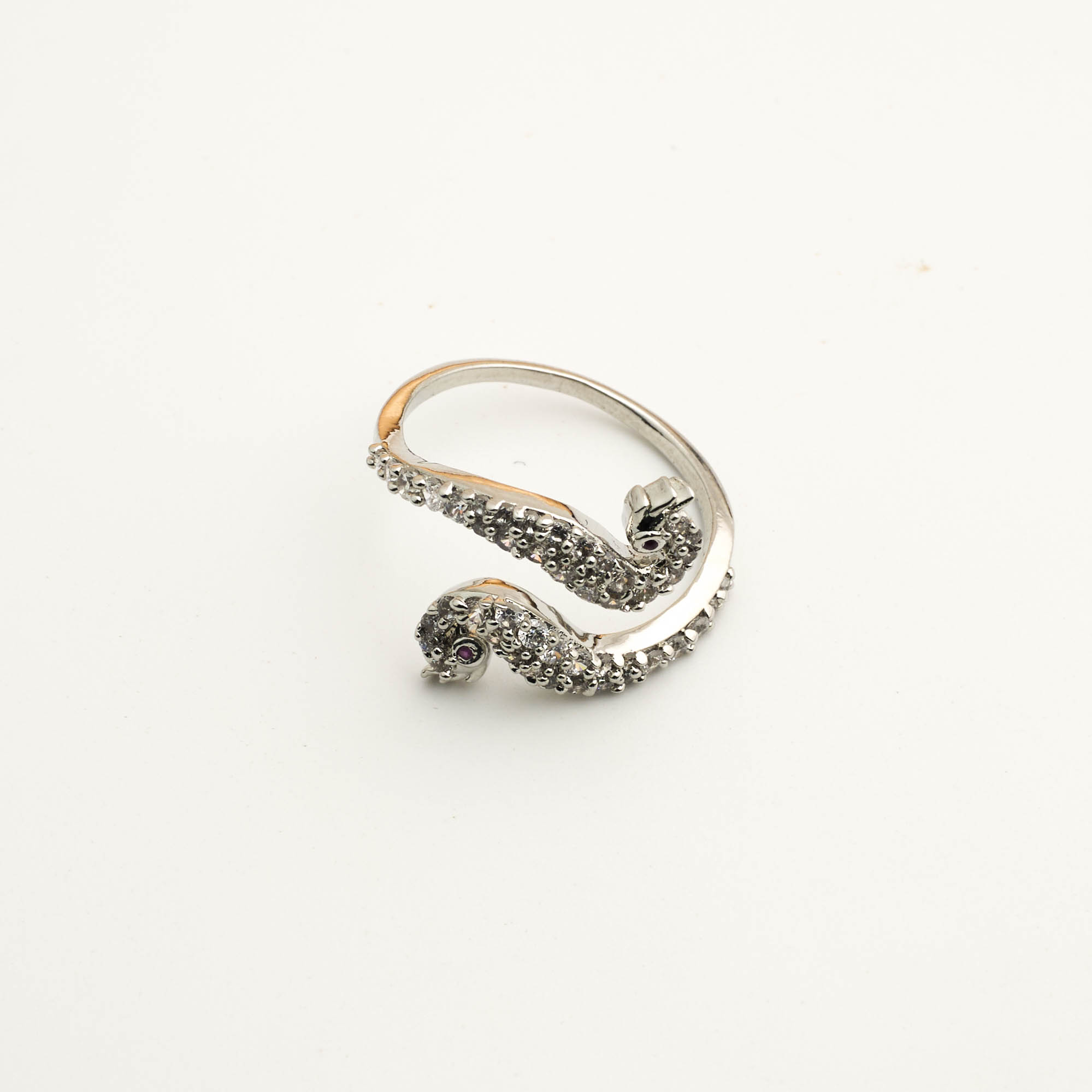 The Silver Serpentine Grace Ring