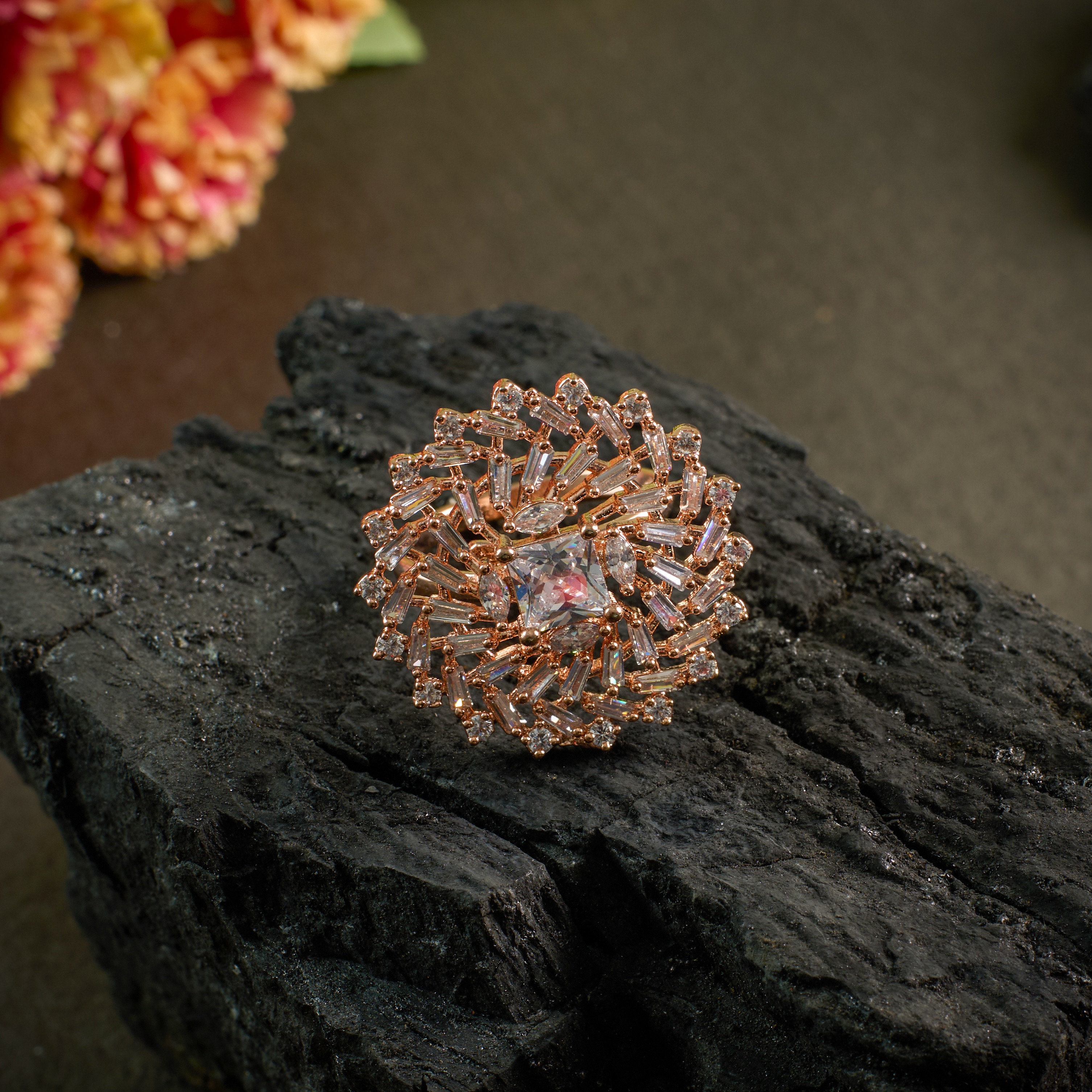 The Rosegold Sunflower Spark Ring