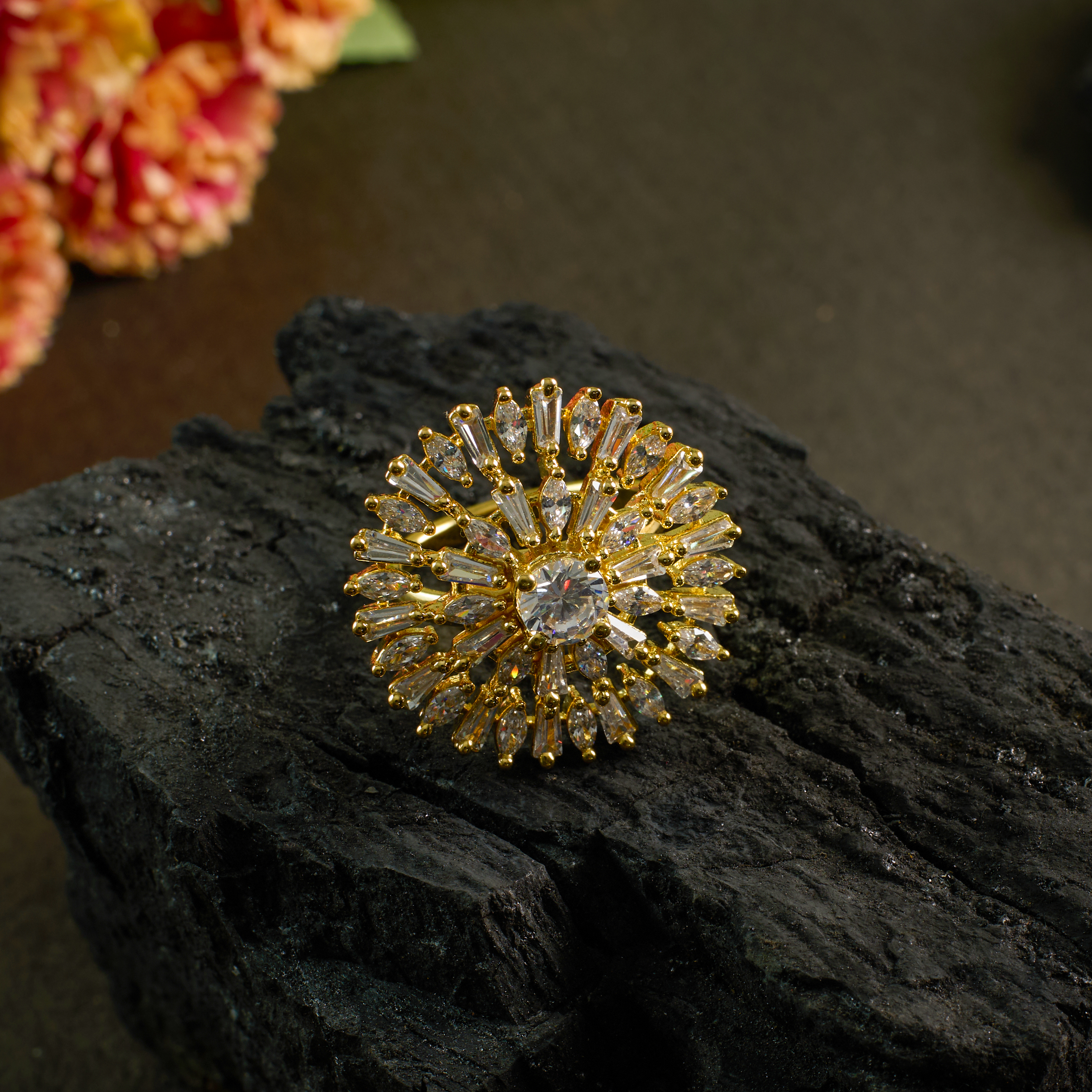 The Gold Geometric Daisy Ring