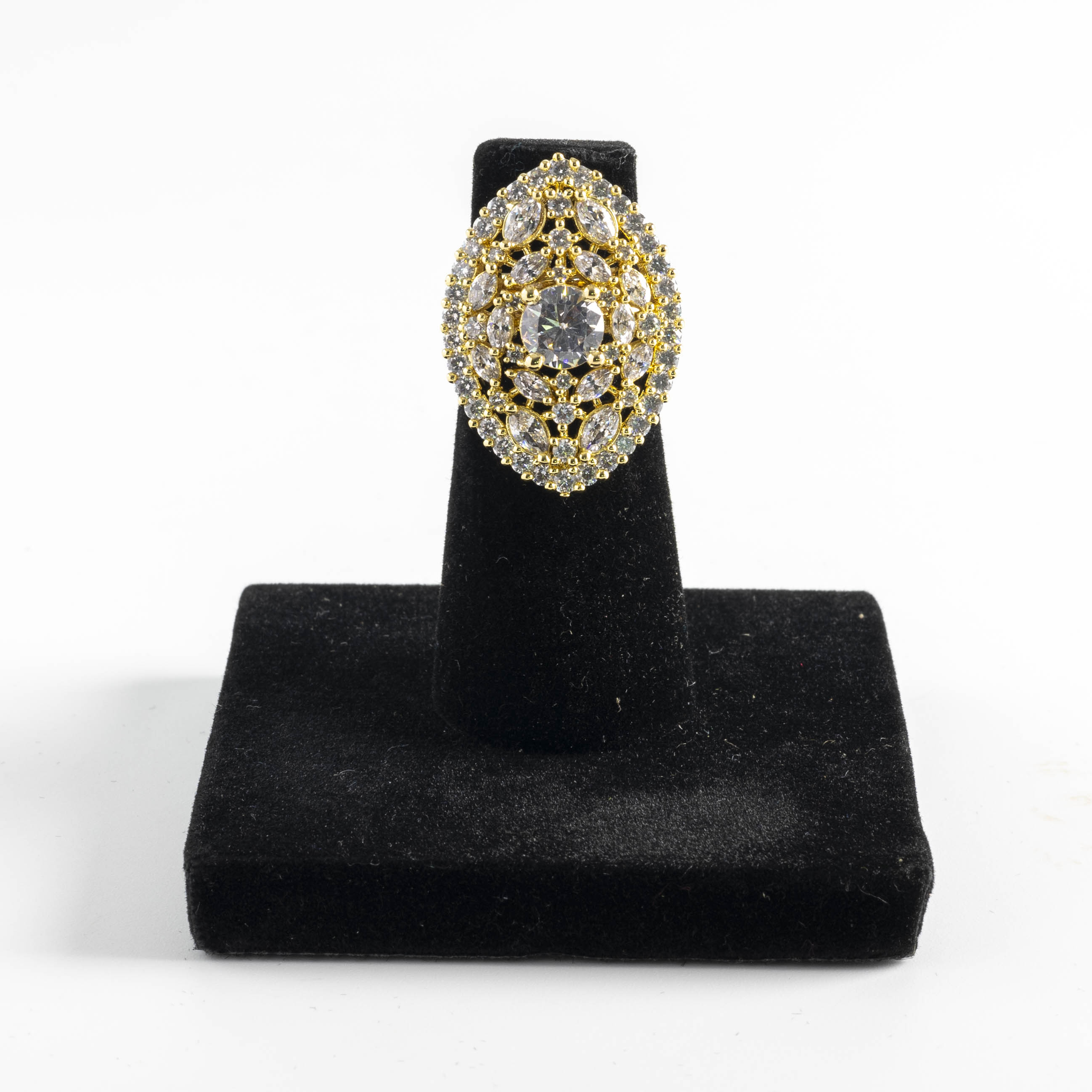 The Gold Regal Halo Marquise Cocktail