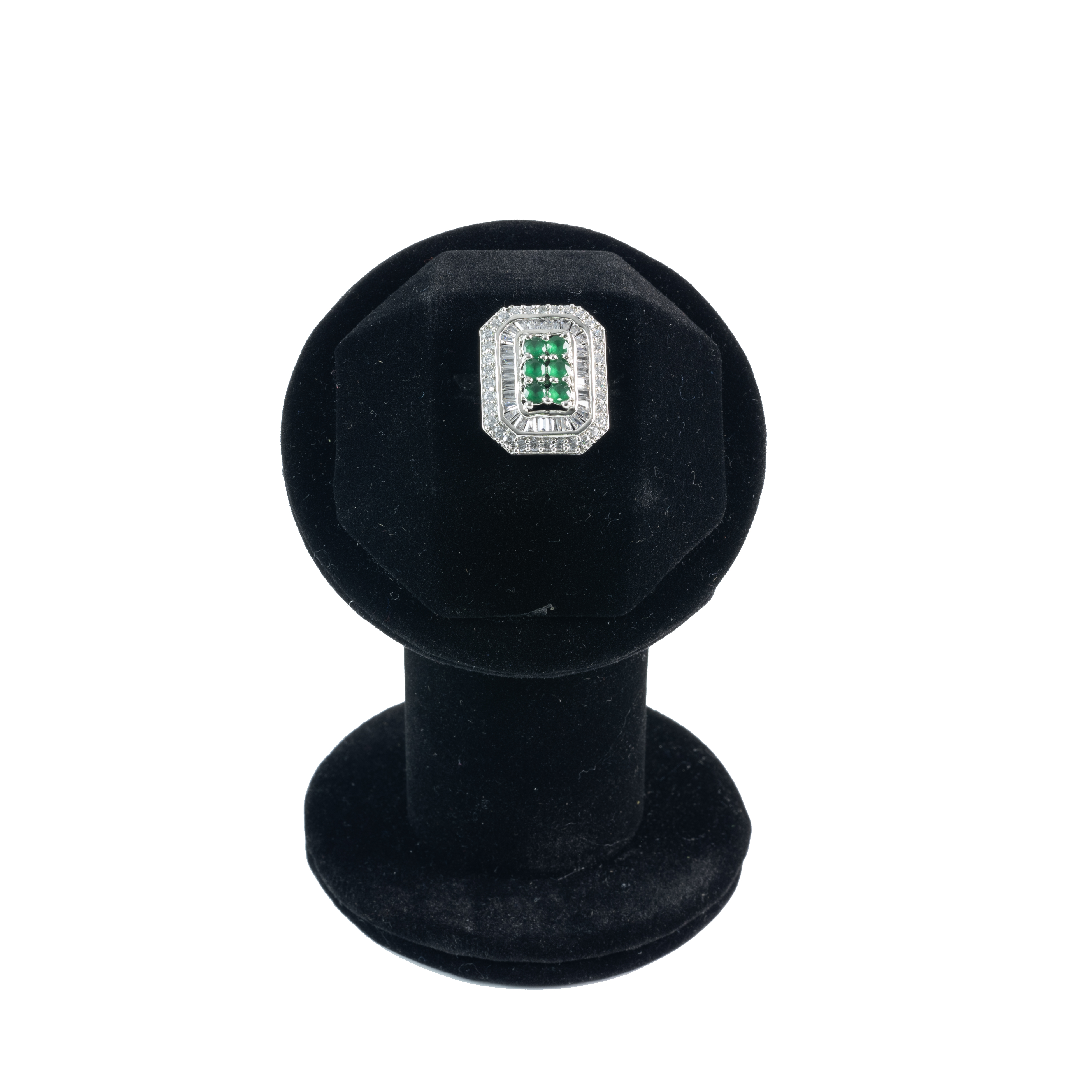 The Silver Emerald Magic Ring