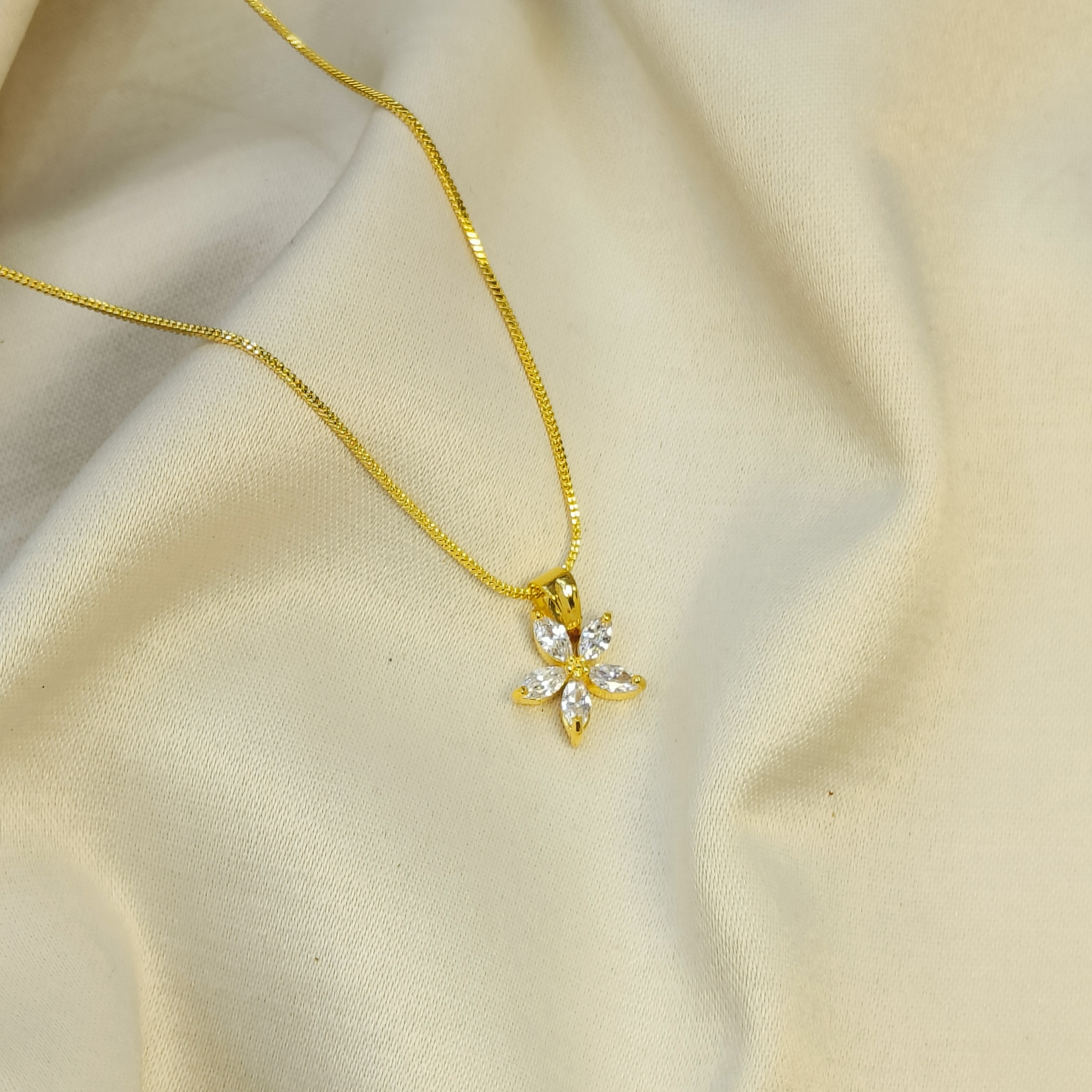 Pushpika Gold Plated Floral Pendant Chain