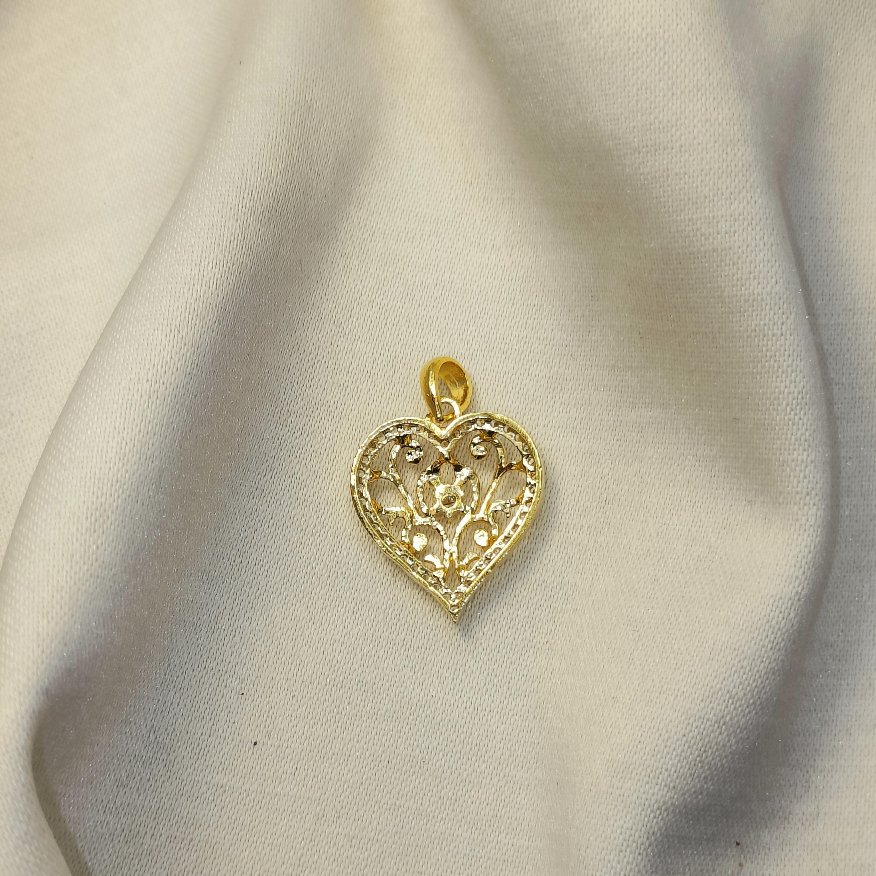Hridya Filigree Gold Plated Heart Pendant Chain