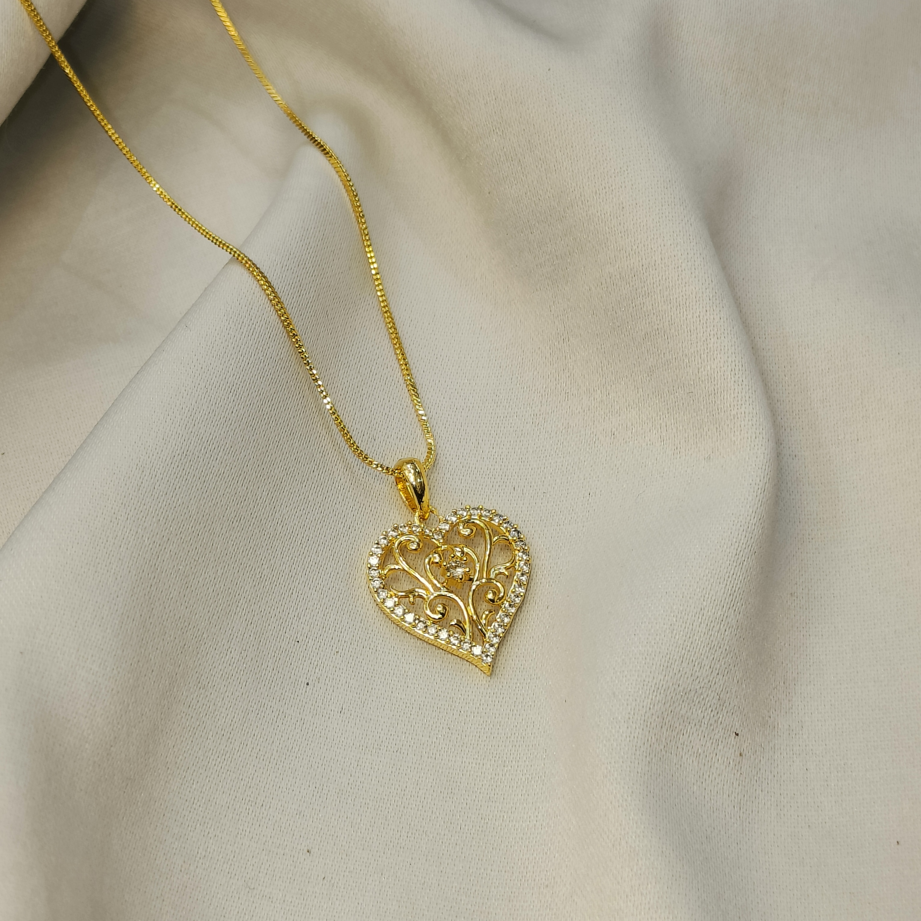 Hridya Filigree Gold Plated Heart Pendant Chain