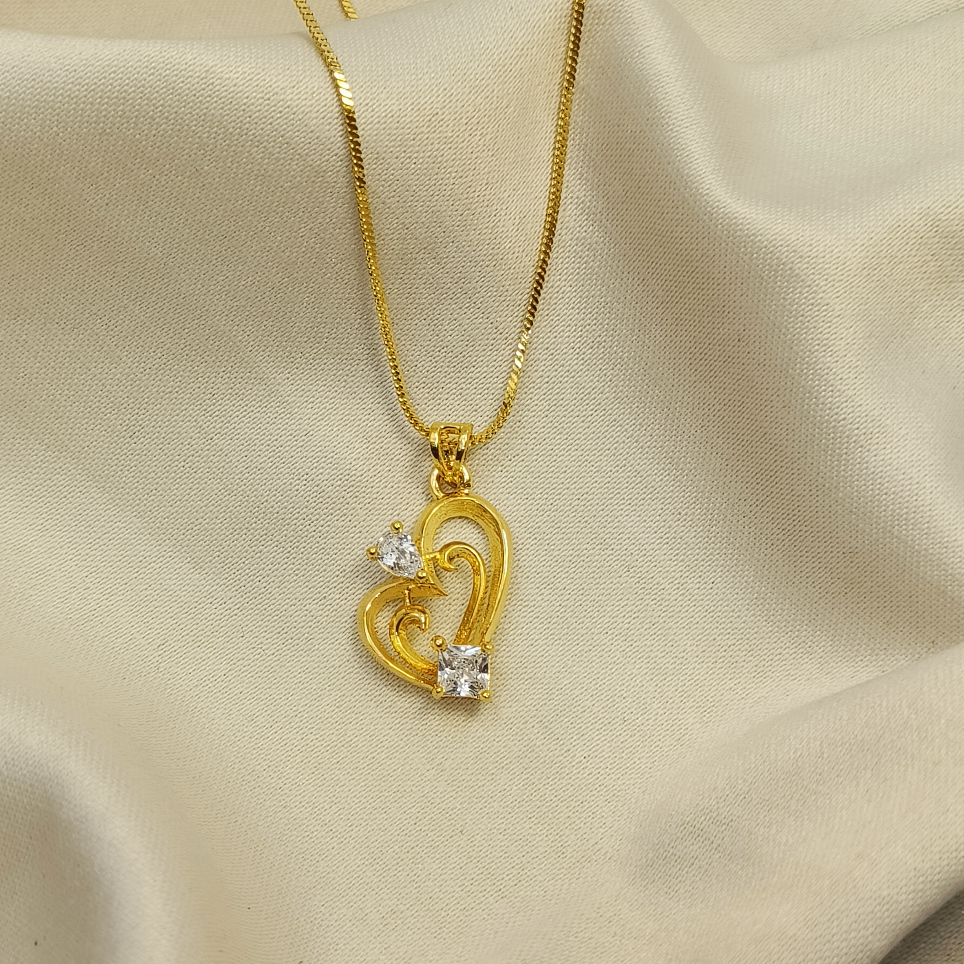 Soft Curve Heart Gold Plated Pendant Chain