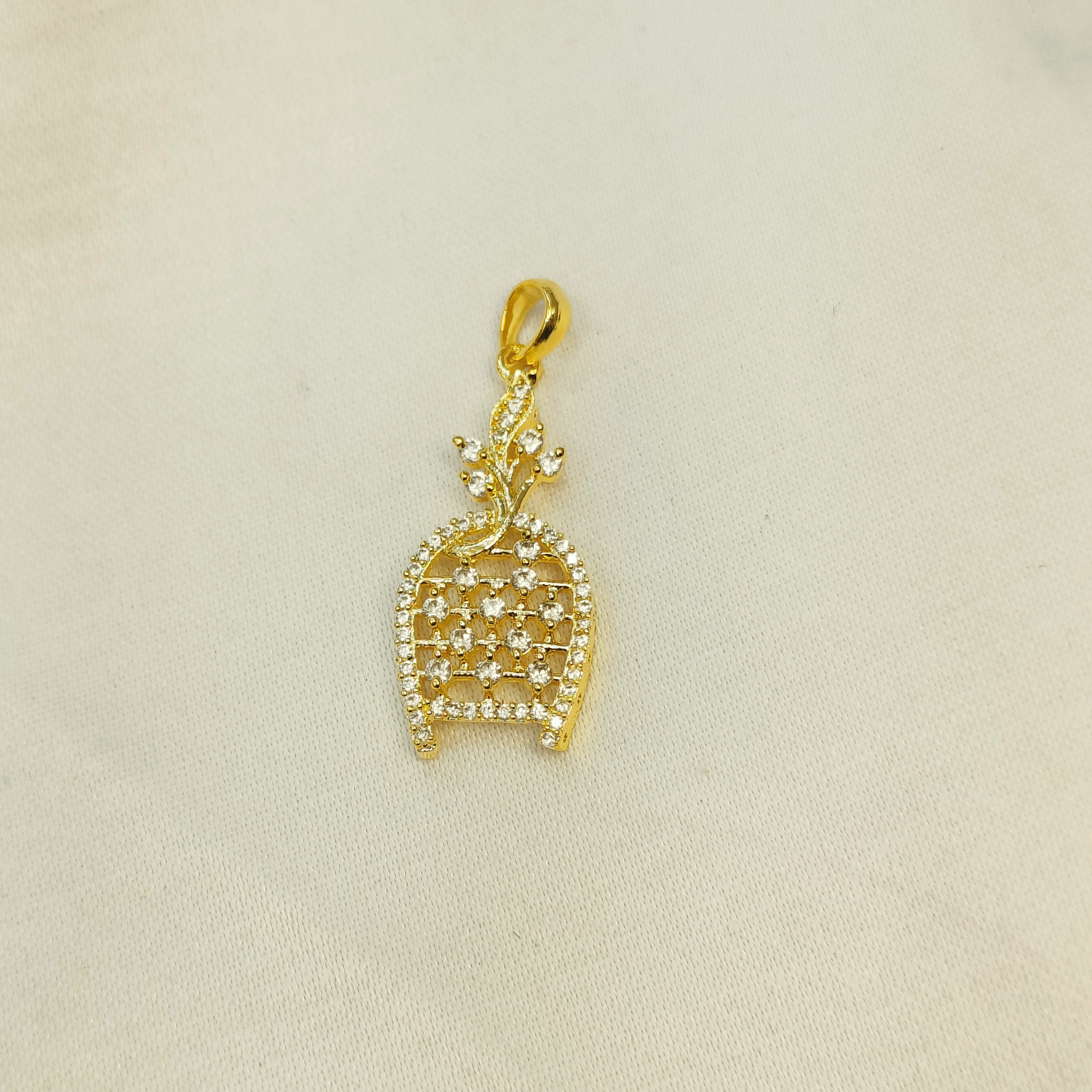 Stone Leaf Drop Gold Plated Pendant Chain