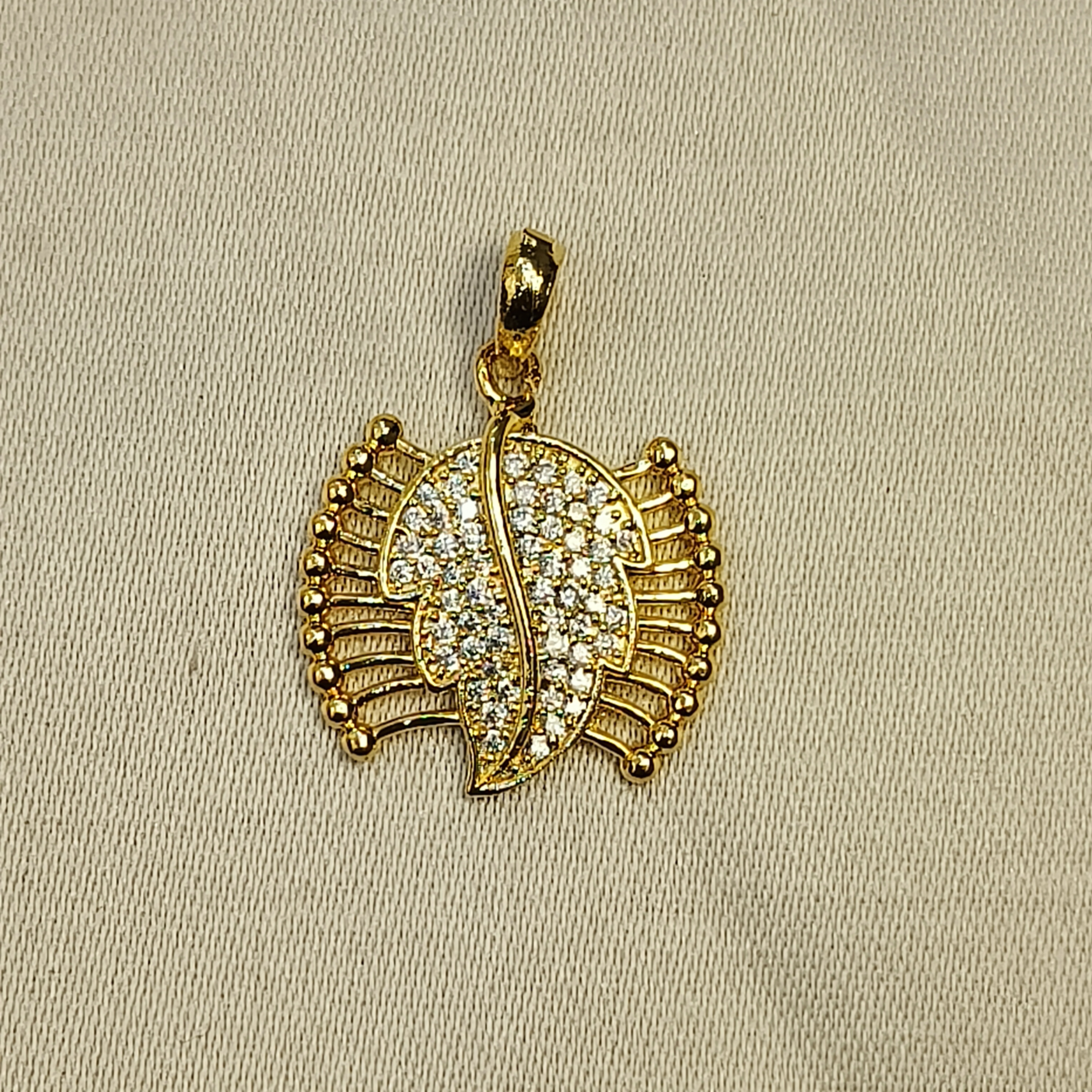 Stone Fan Leaf Gold Plated Pendant Chain