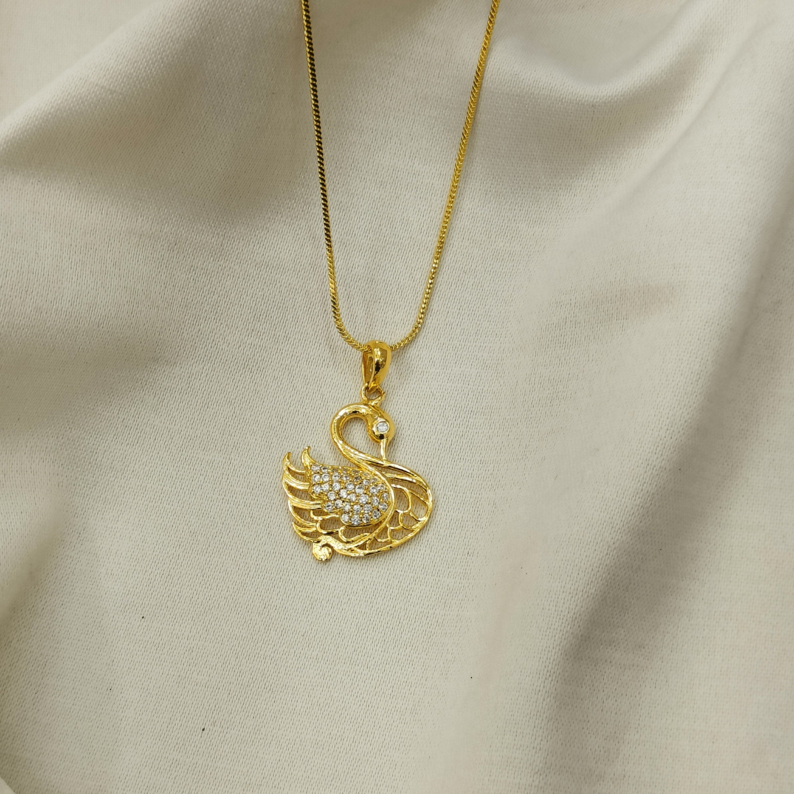 Swan Veil Gold Plated Pendant Chain