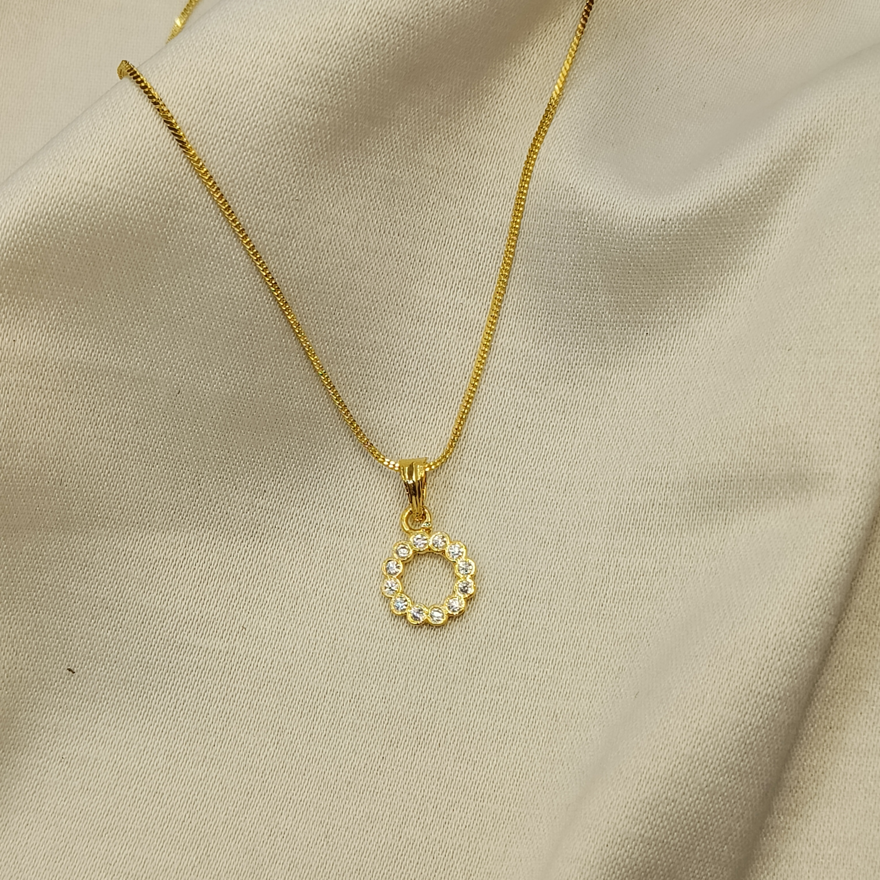 Halo Loop Gold Plated Pendant Chain
