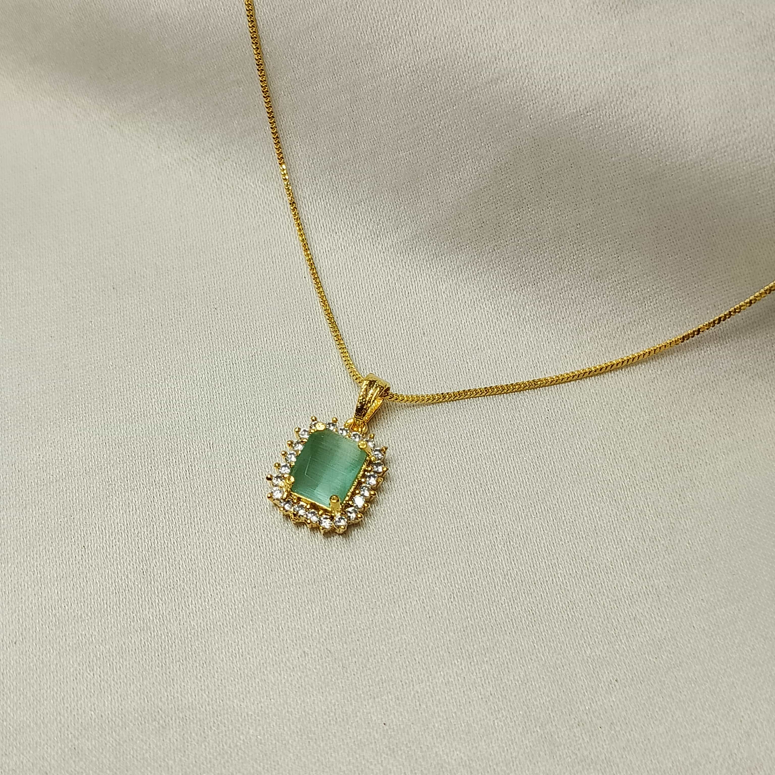 Meher Turquoise Halo Pendant Set