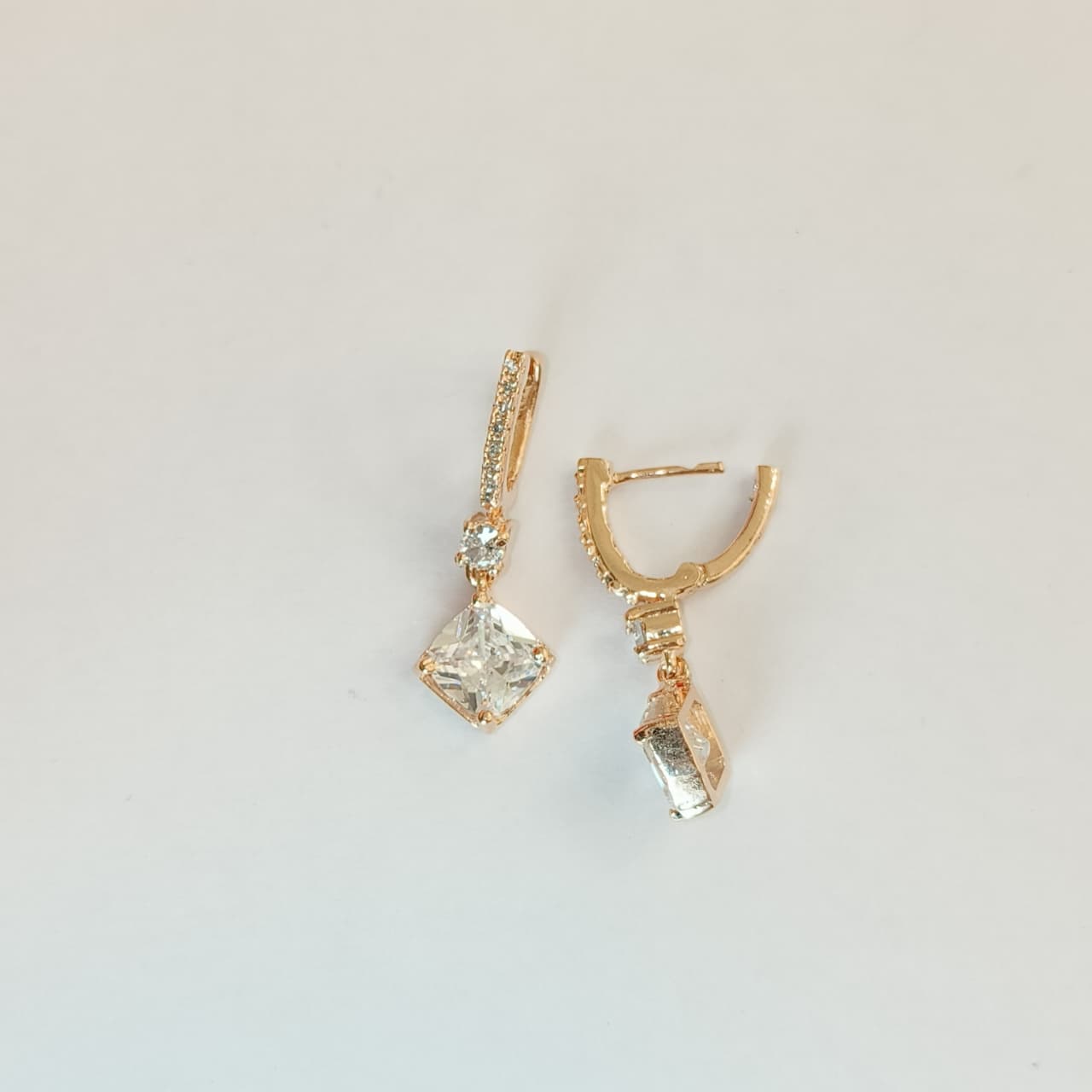 Rosegold Radiance Drop Earrings