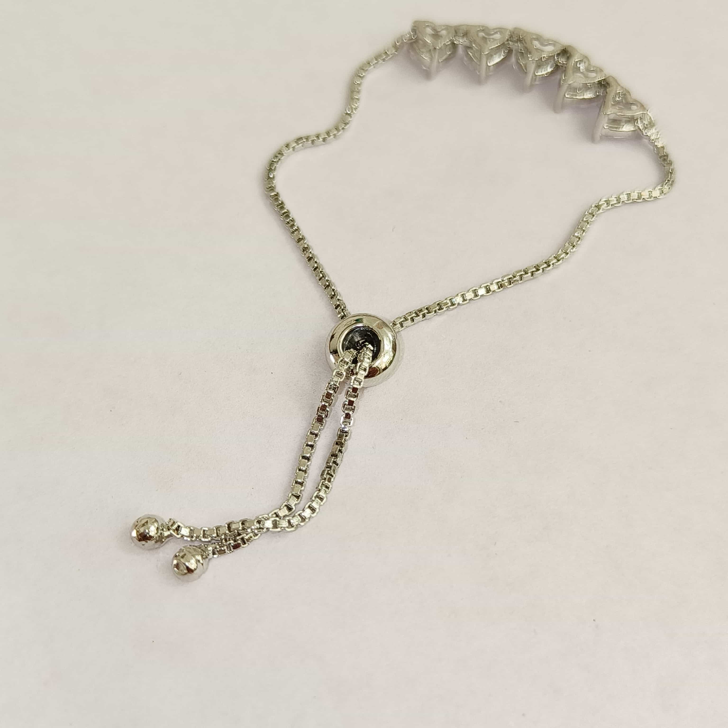 Nimoraa Five-Heart Promise Bracelet – Silver Plated