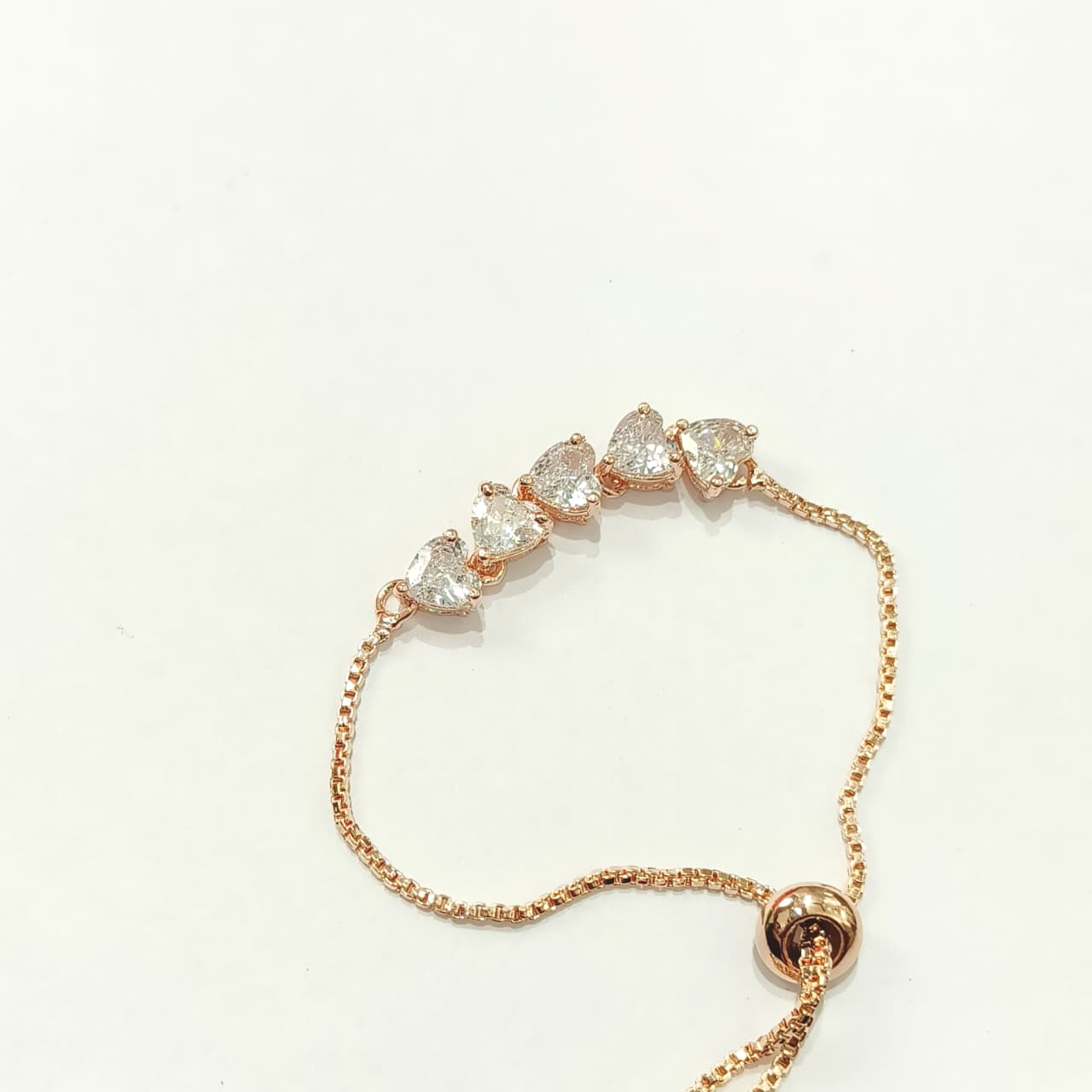 Nimoraa Five-Heart Embrace Bracelet – Rosegold Plated