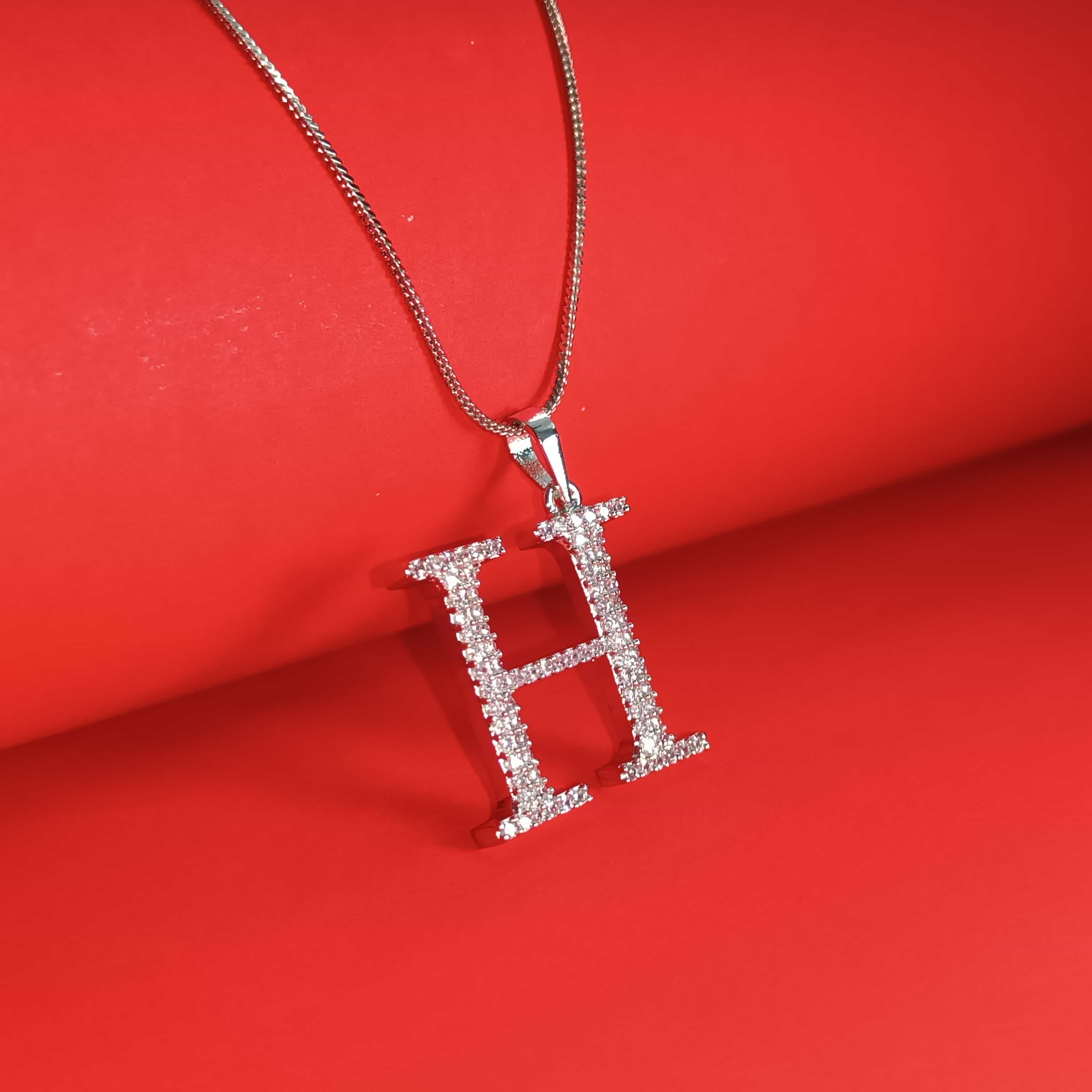 Nimoraa H Initial Silver Pendant Chain