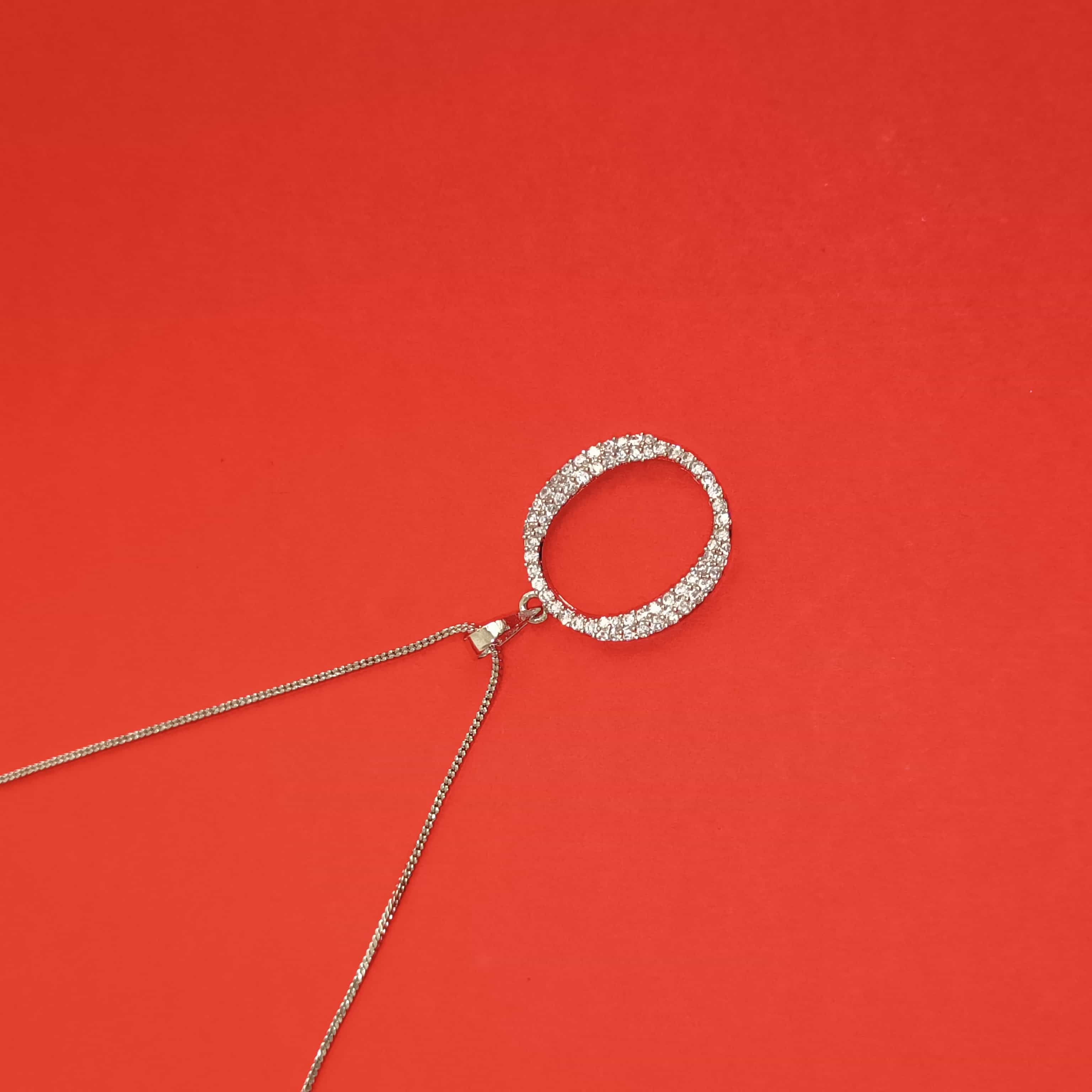 Nimoraa O Initial Silver Pendant Chain