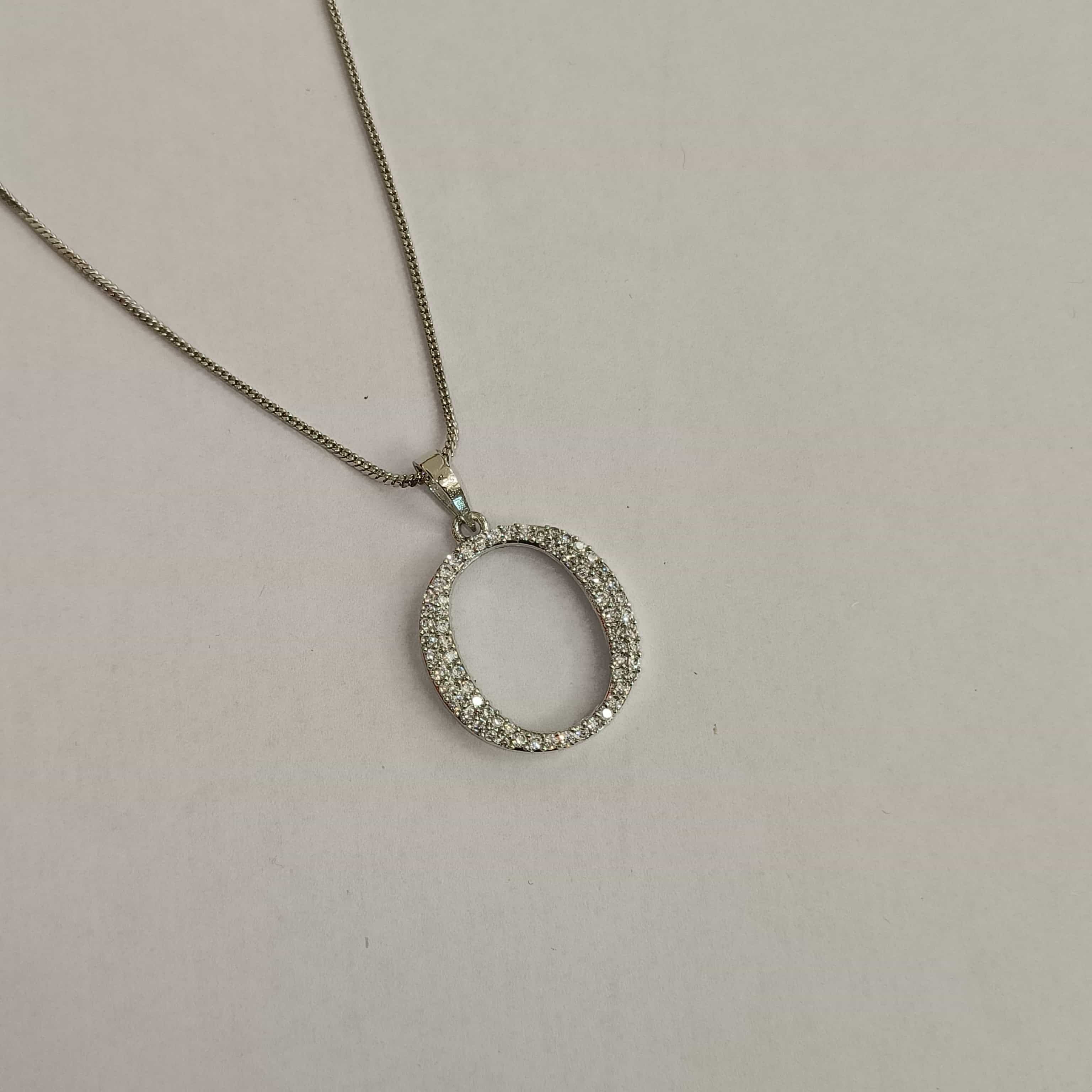 Nimoraa O Initial Silver Pendant Chain