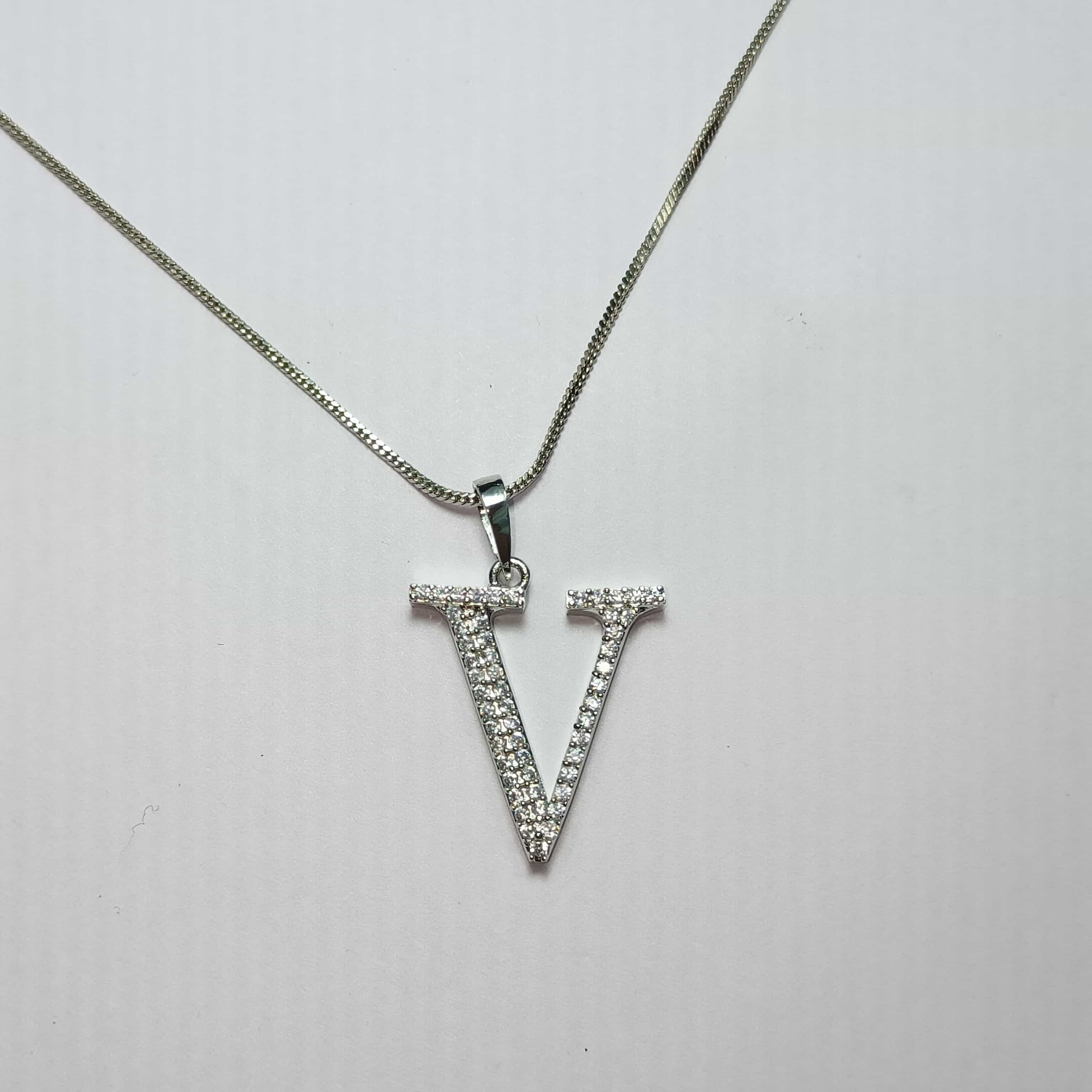 Nimoraa V Initial Silver Pendant Chain