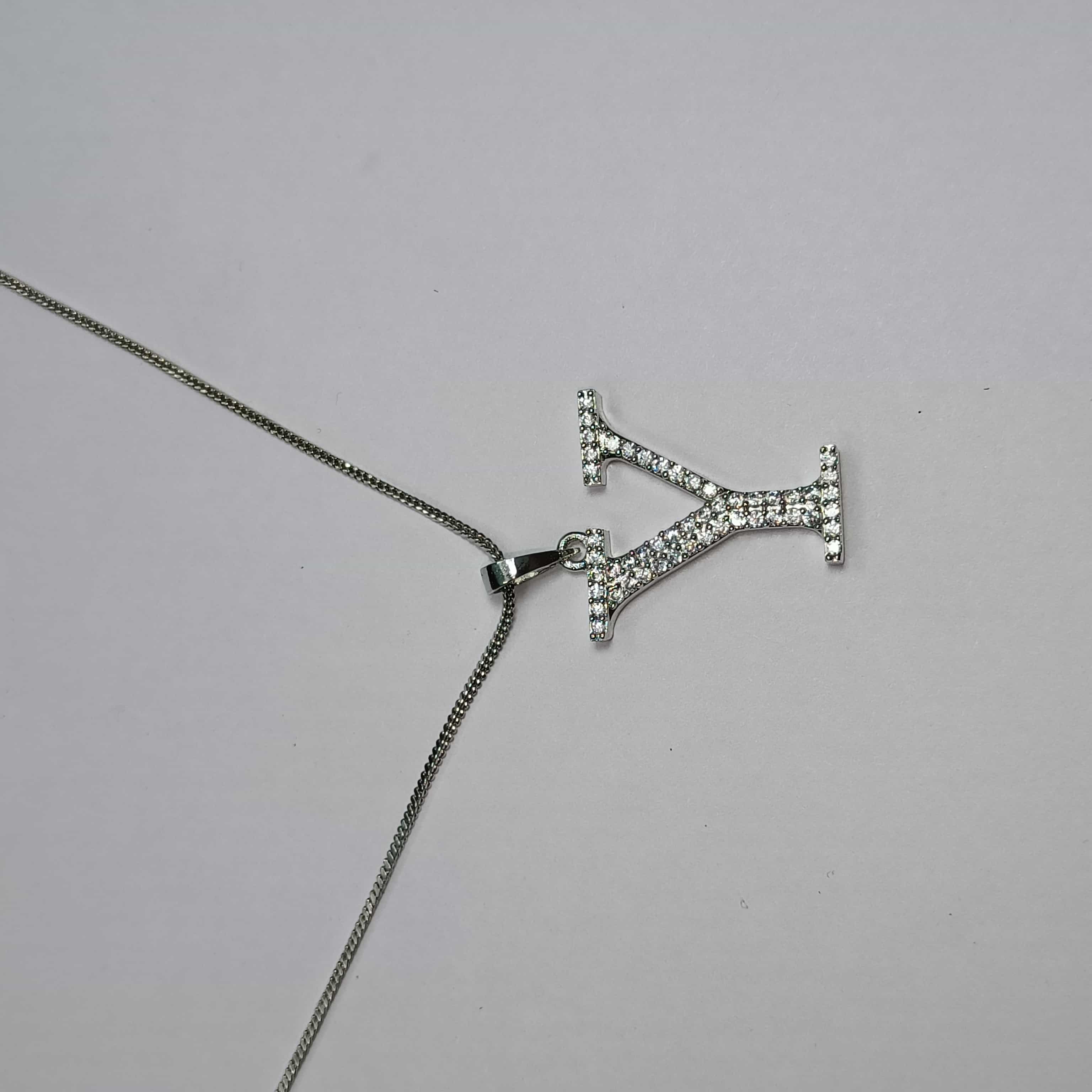 Nimoraa Y Initial Silver Pendant Chain