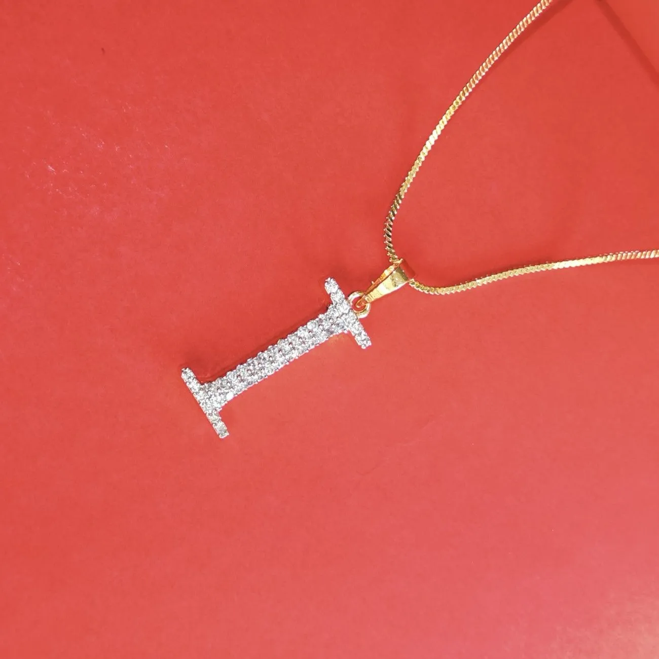 Nimoraa I Initial Gold Plated Pendant Chain