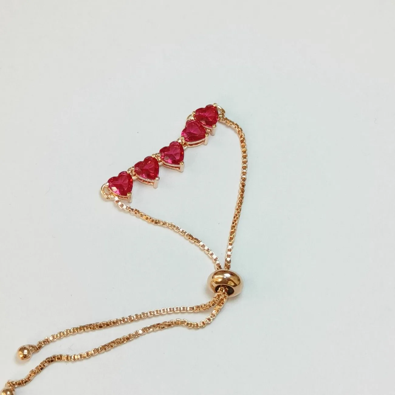 Nimoraa Amora Cupid Quint Line Bracelet – rosegold Red