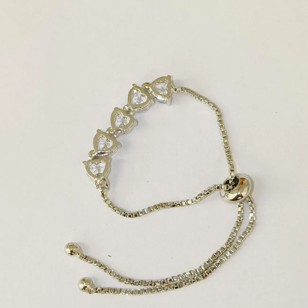 Nimoraa Amora Cupid Quint Flow Bracelet – Silver White