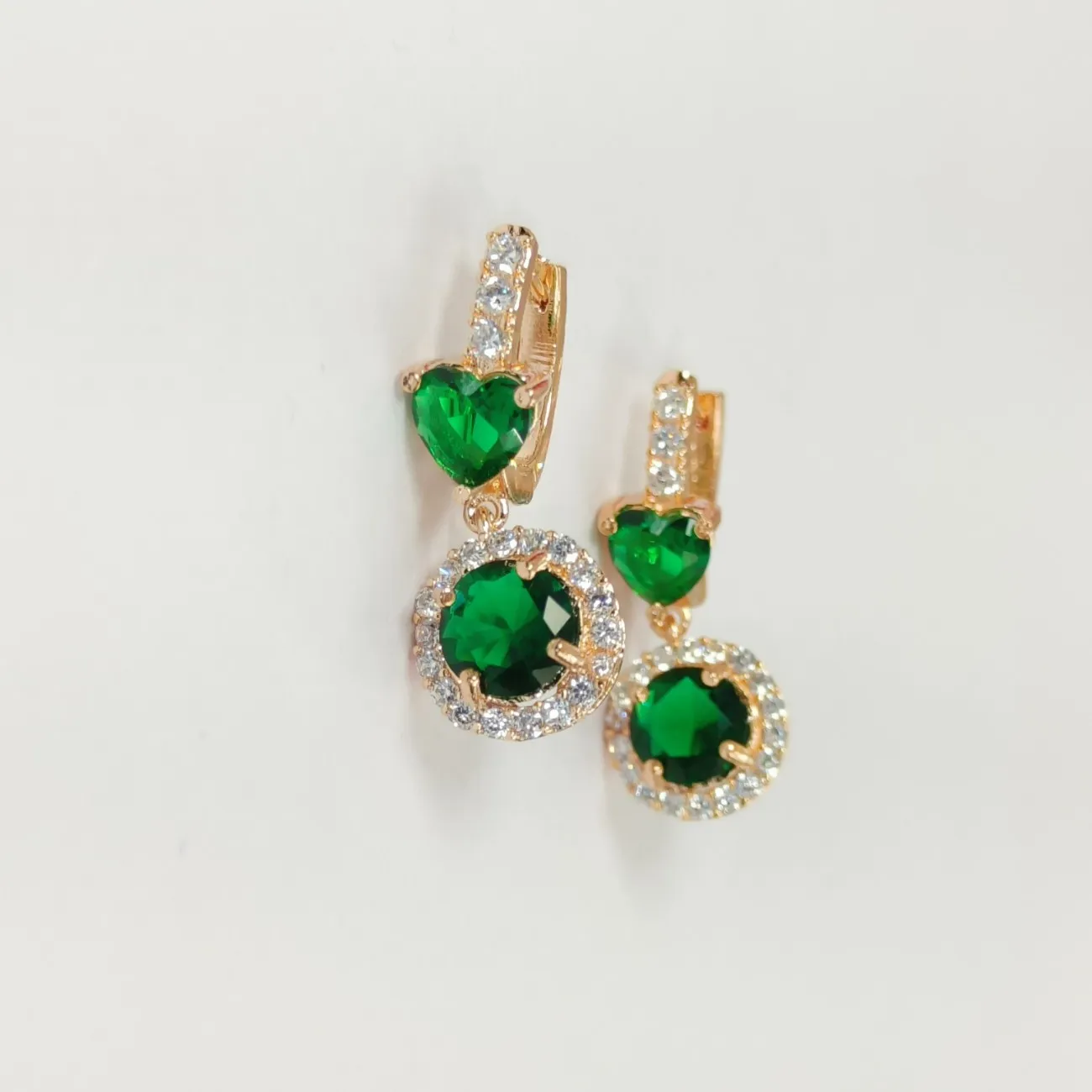 The Rosegold Love-Bomb green earrings
