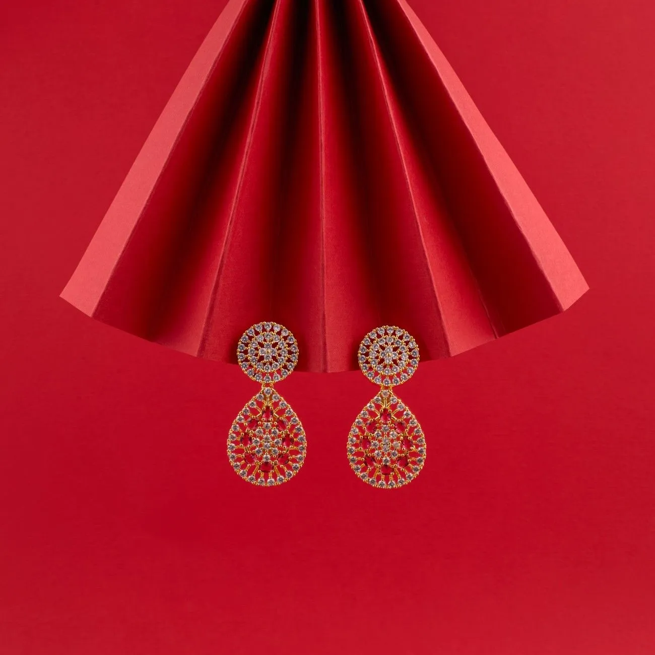 Red Dazzling Round and pear AD Drop earrings