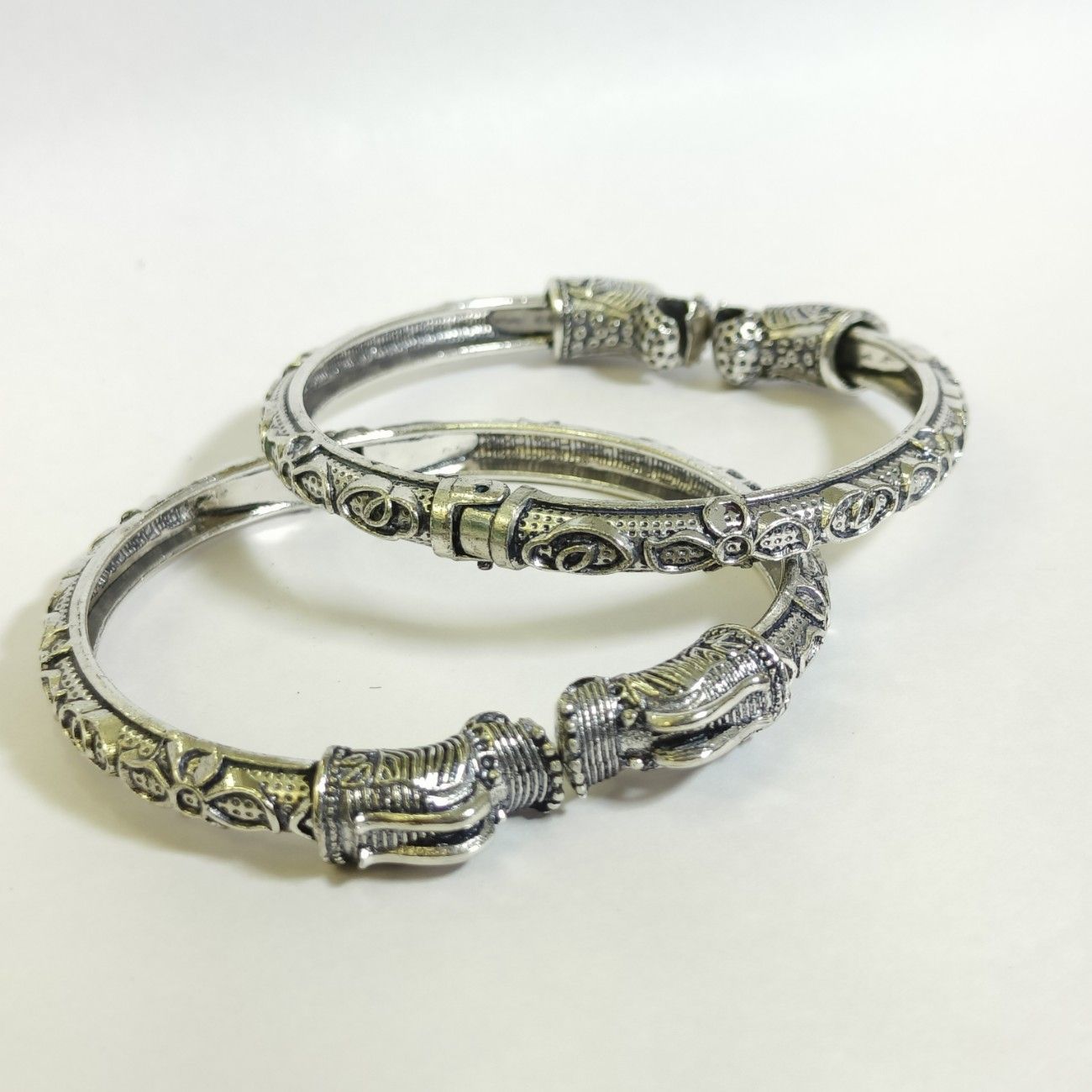 Meher Antique Embellished Lion Kada Set