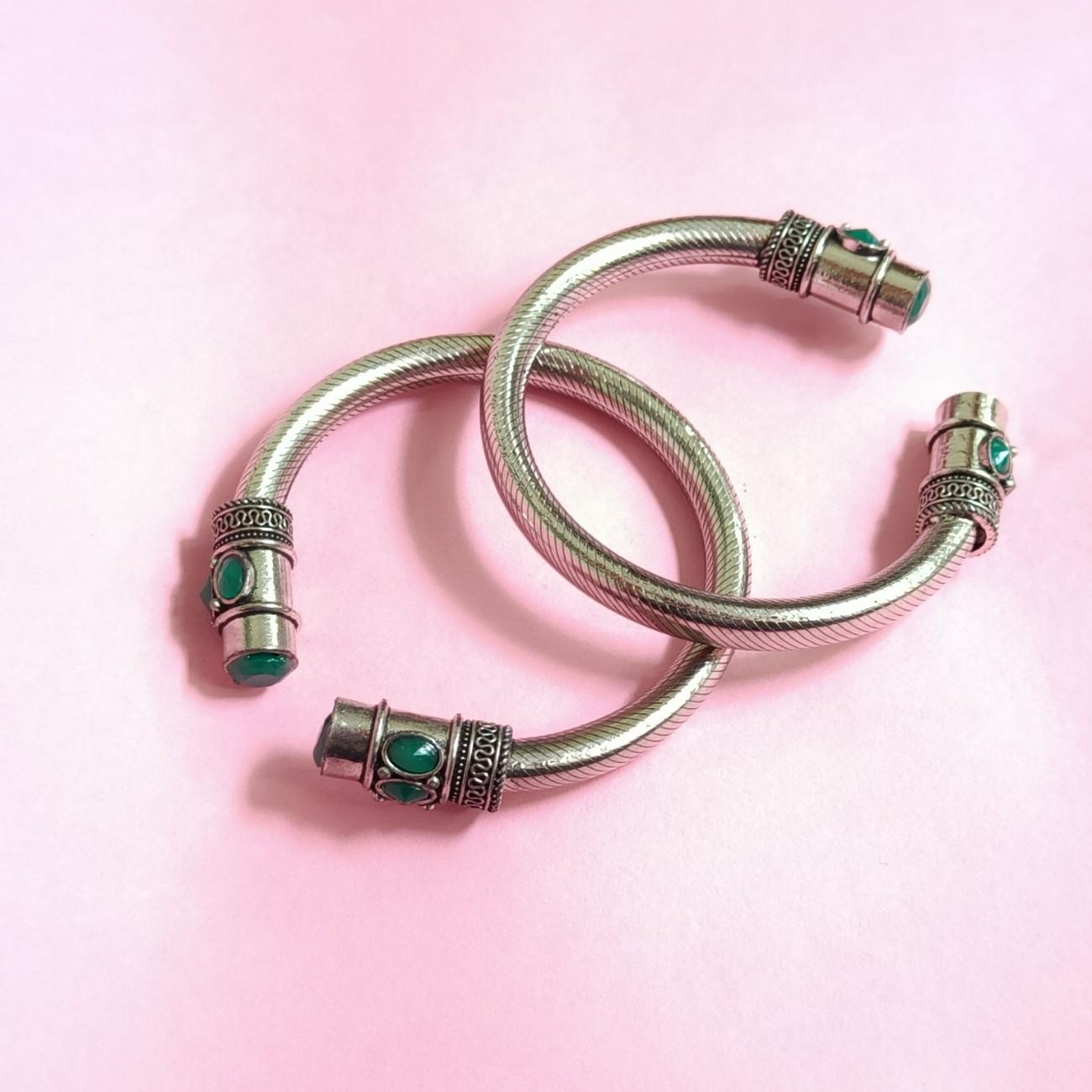 Zenvia Textured Green Dual Kada Set