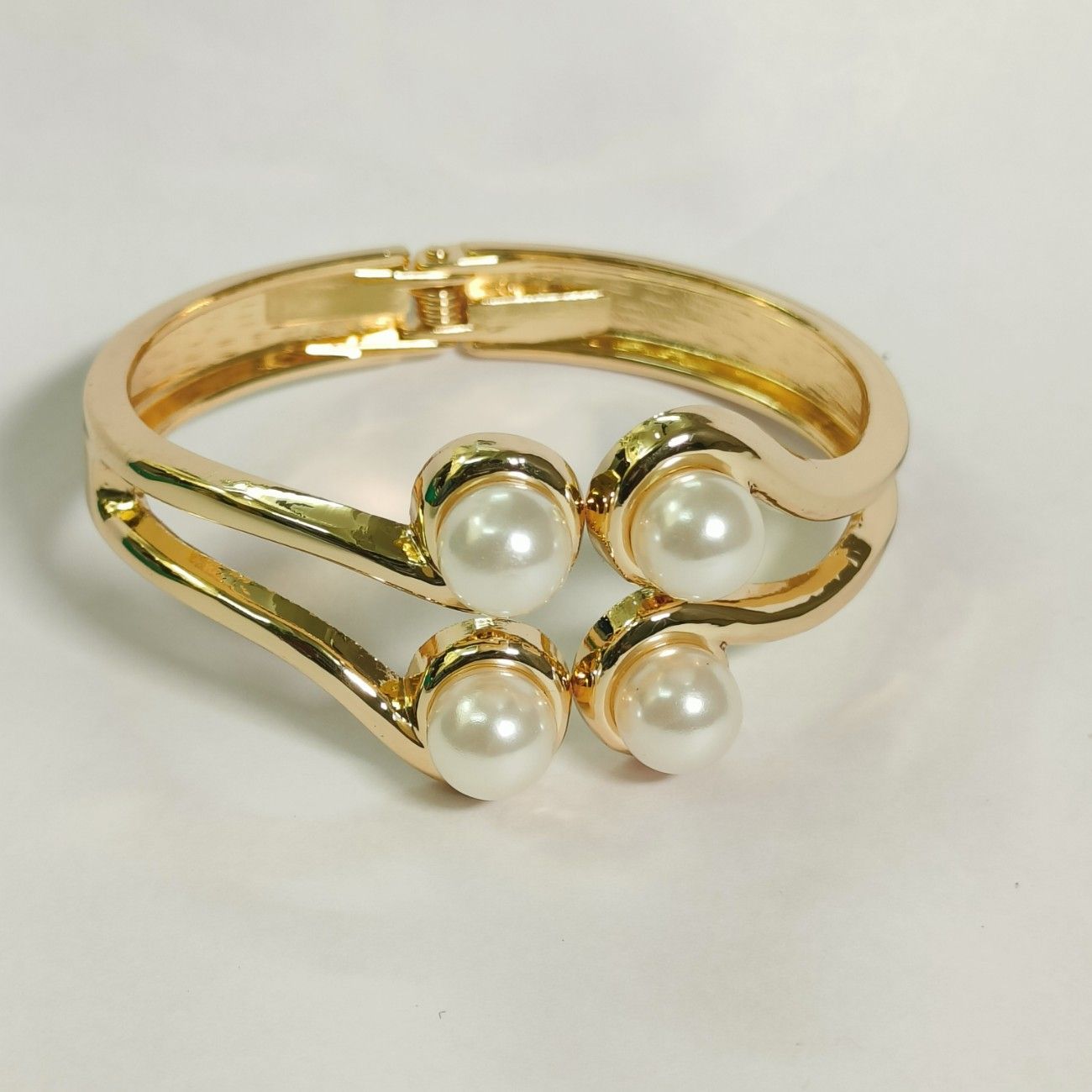 Elowen Pearl Arc Cuff Bracelet