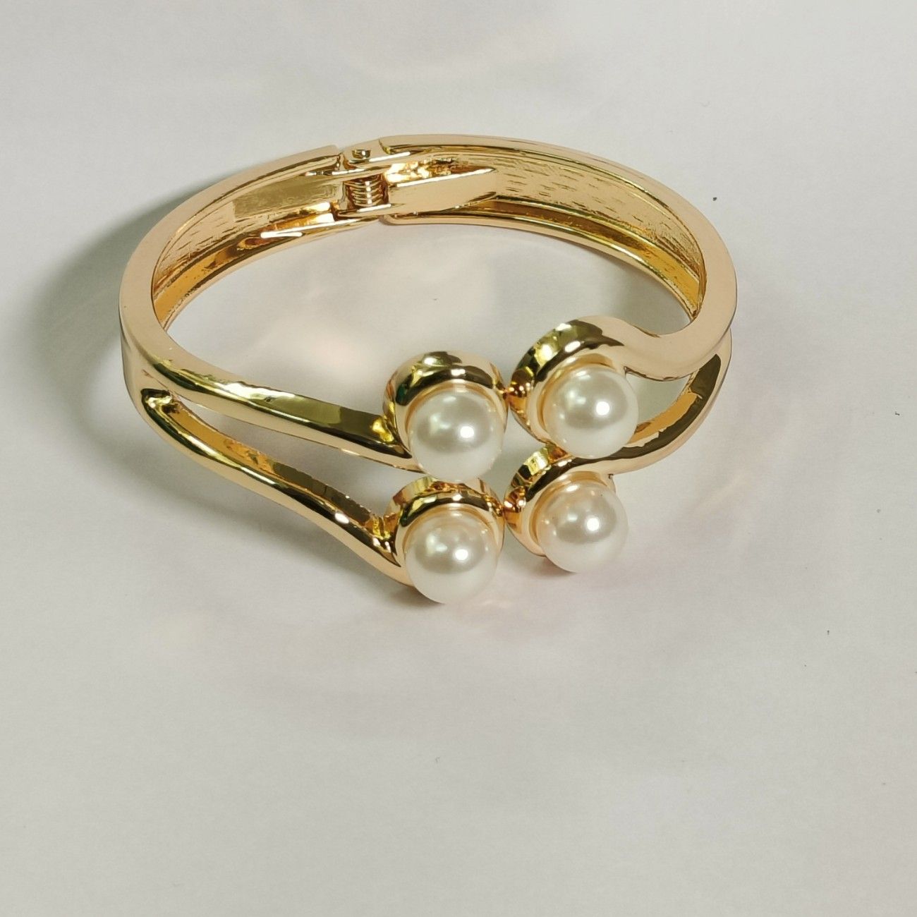 Elowen Pearl Arc Cuff Bracelet