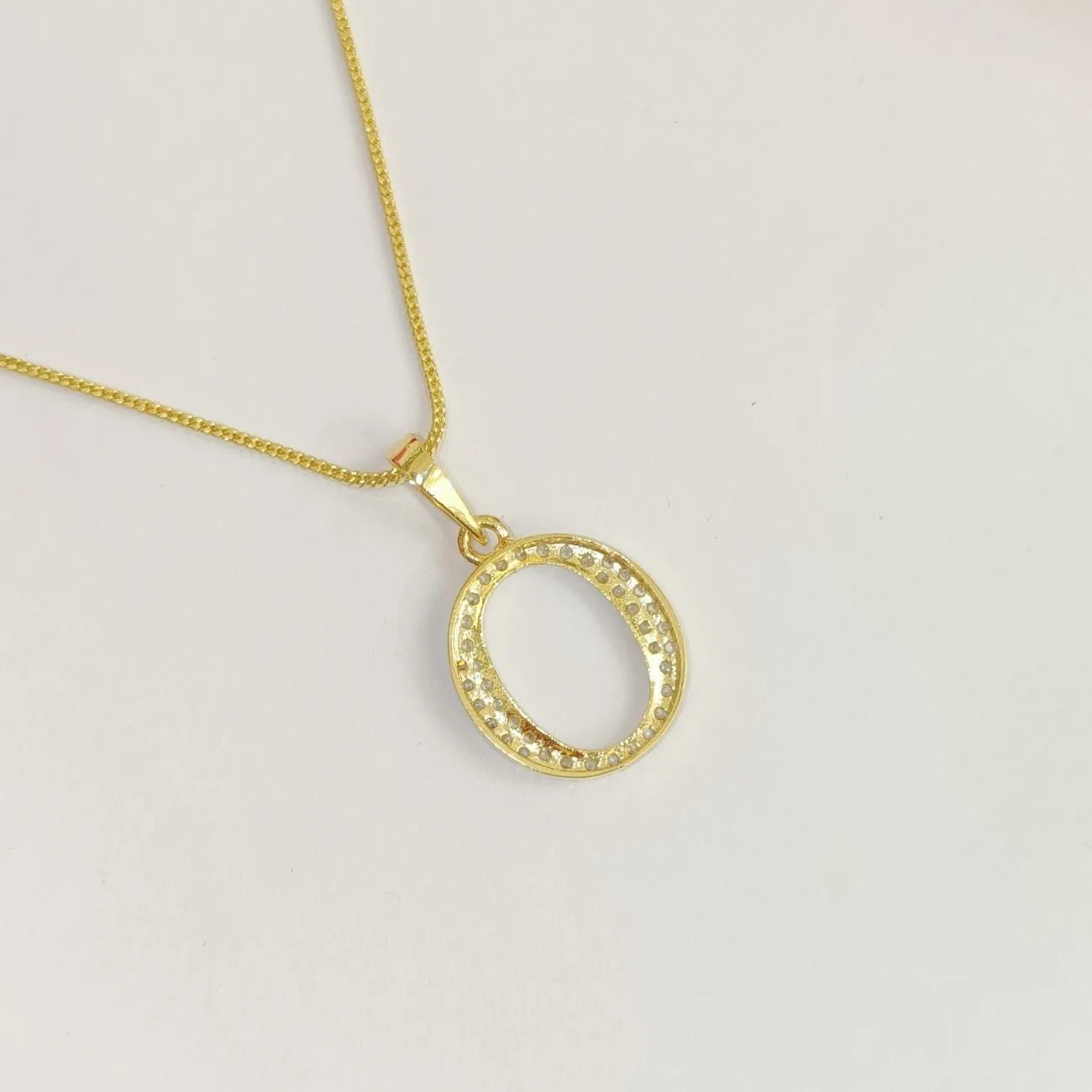 Nimoraa O Initial Small Gold Plated White Stone Pendant Chain