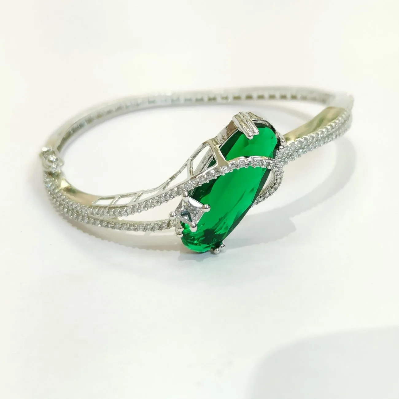 The Gleaming Emerald Curves