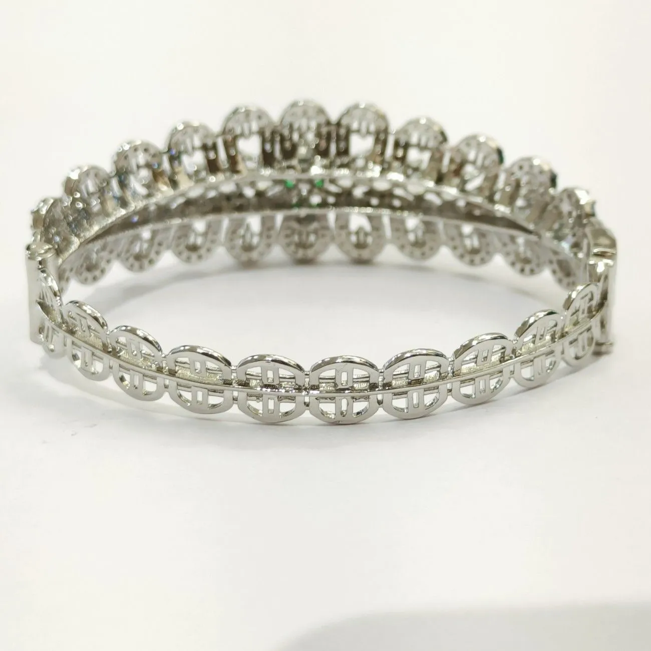 The Sparkly Green Delight Bracelet