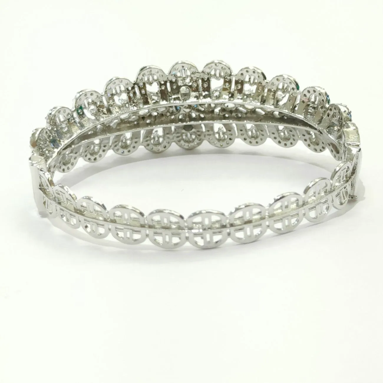 The Sparkly Blue Delight Bracelet