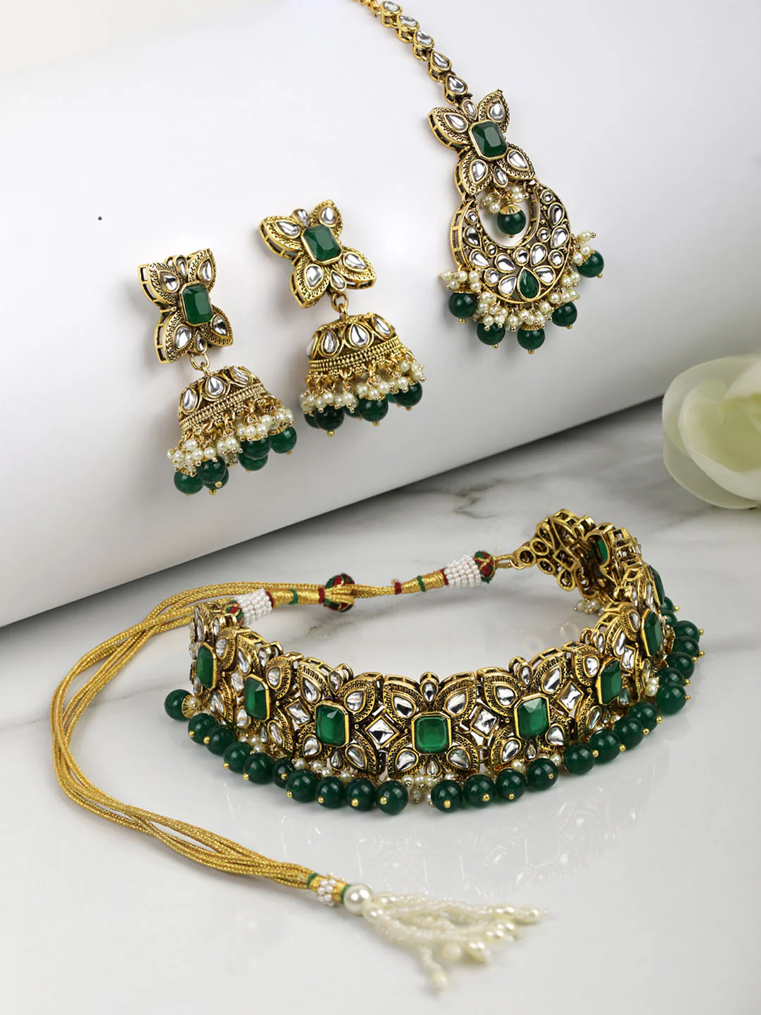 Nimoraa Royal Emerald Kundan Bridal Choker Necklace Set with Maangtikka & Jhumka Earrings