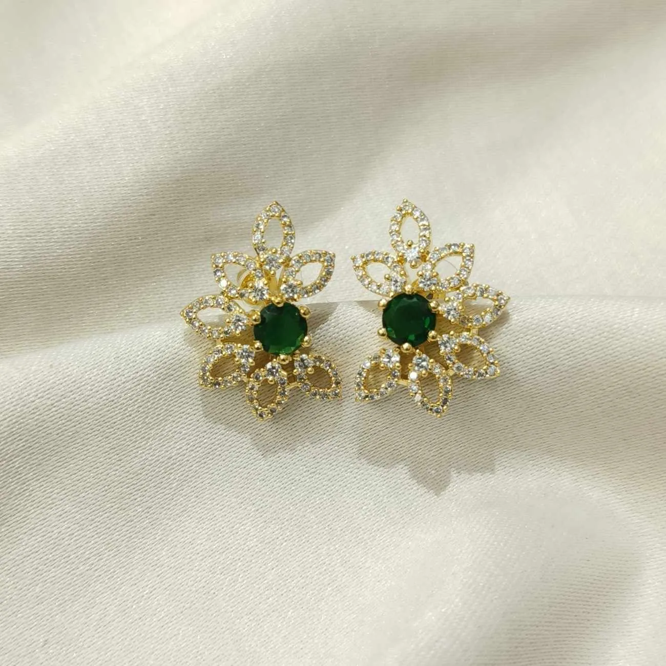Panna Phool Radiance Studs