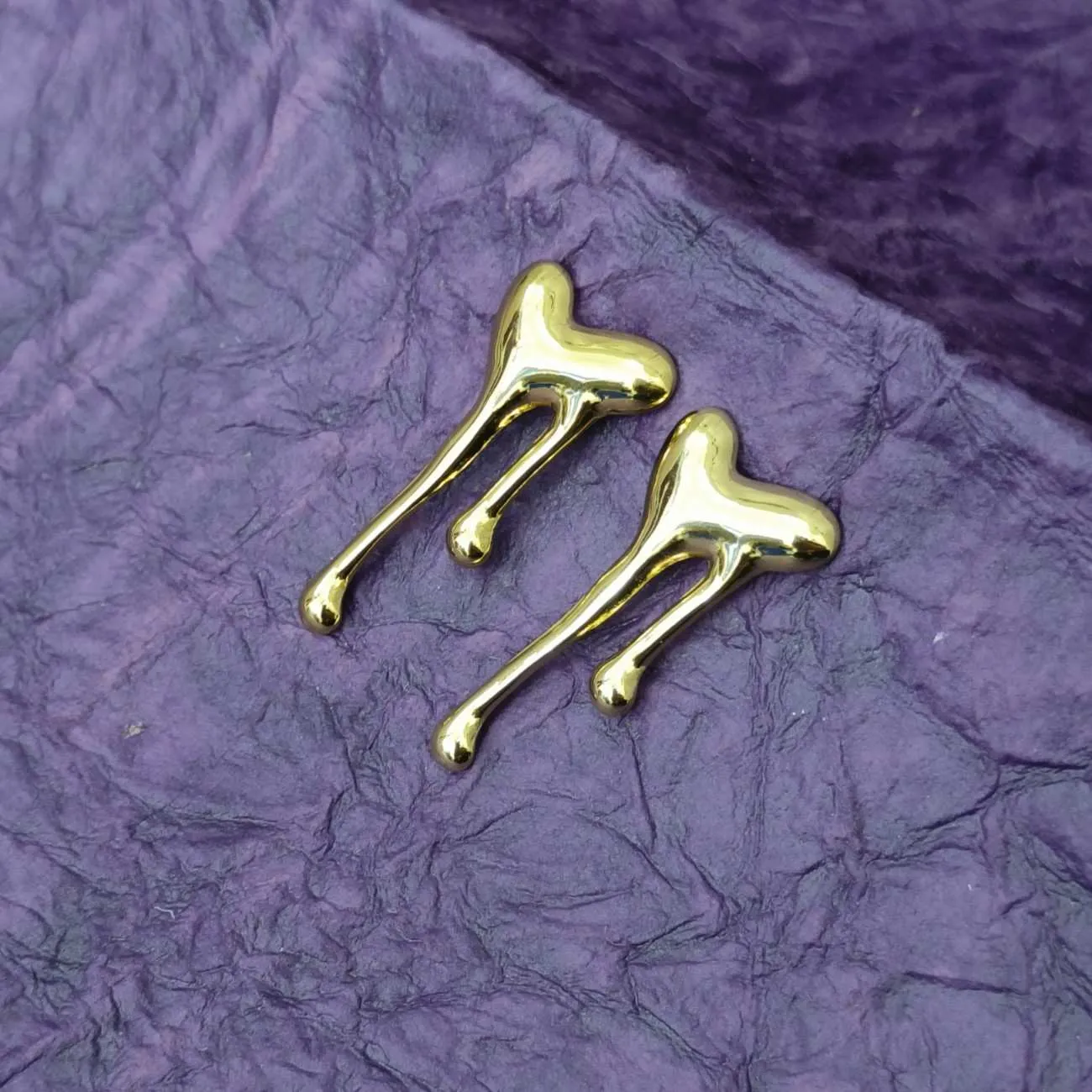 Molten Twin Heart Drops