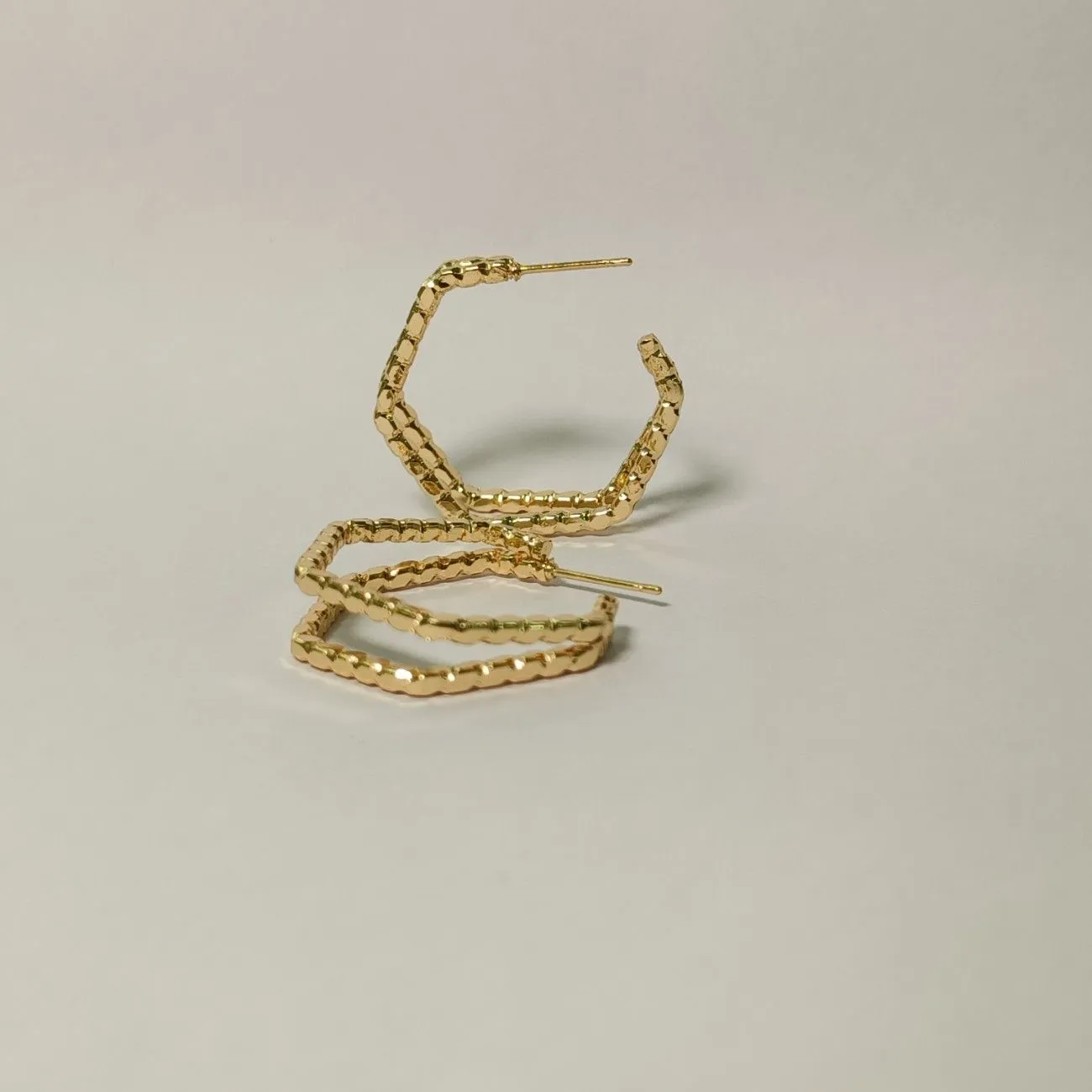 Nimoraa HexaGlow Textured Gold Hoops
