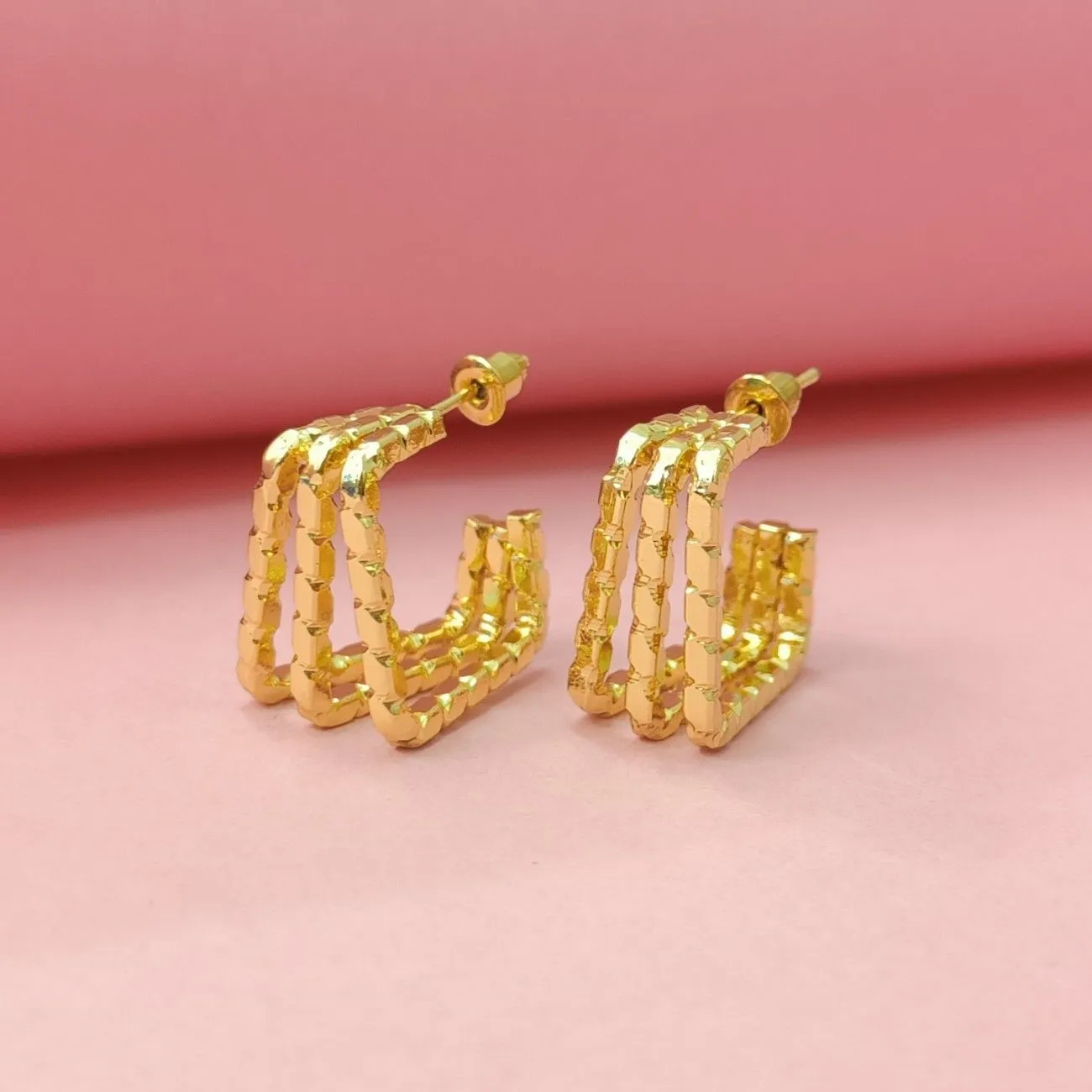 Nimoraa Textured Square Half Hoop Earrings