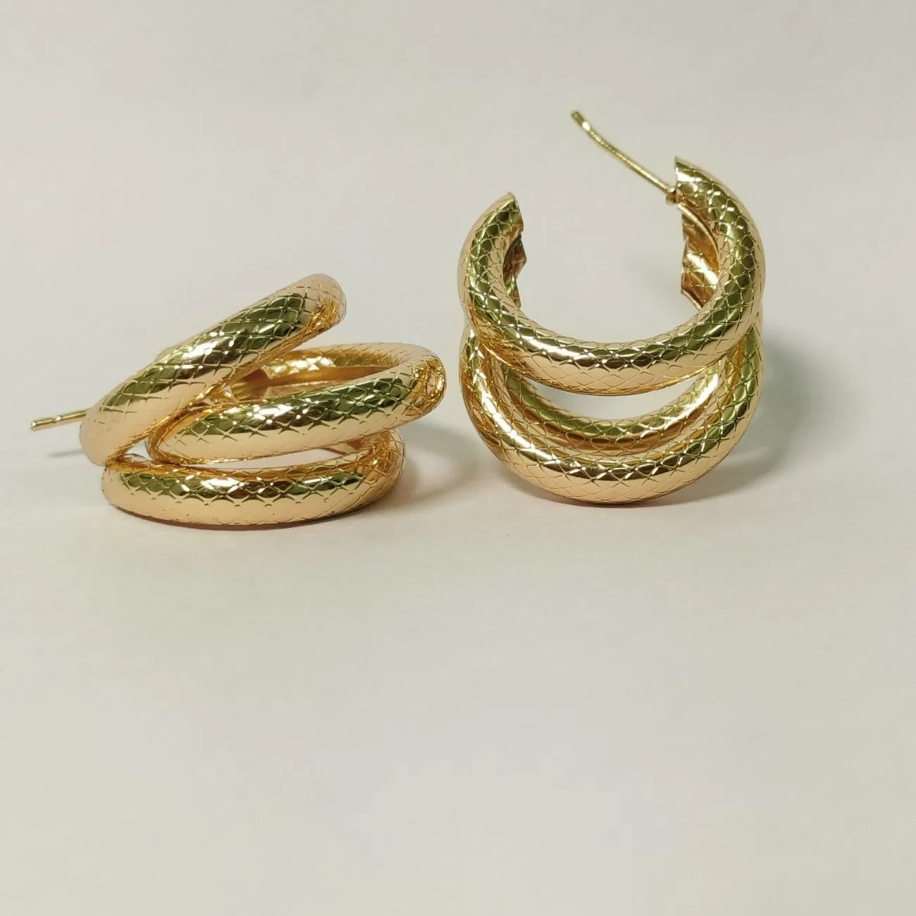 Serpentina Gold Coil Hoops